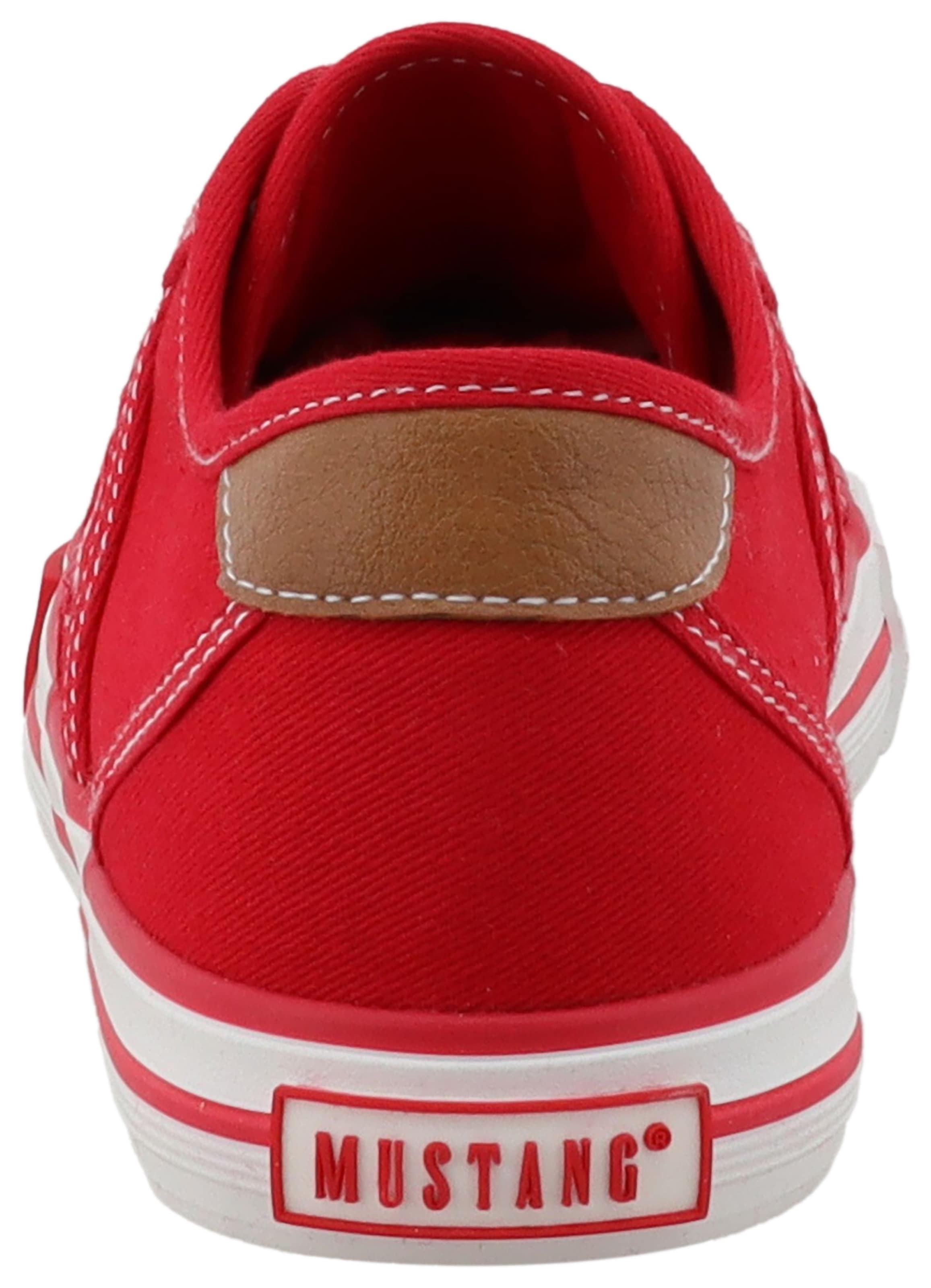 Mustang Shoes Sneaker »Gaspare«  Freizeitschuh, Halbschuh, Schnürschuh mit auffälliger Kontrastnaht