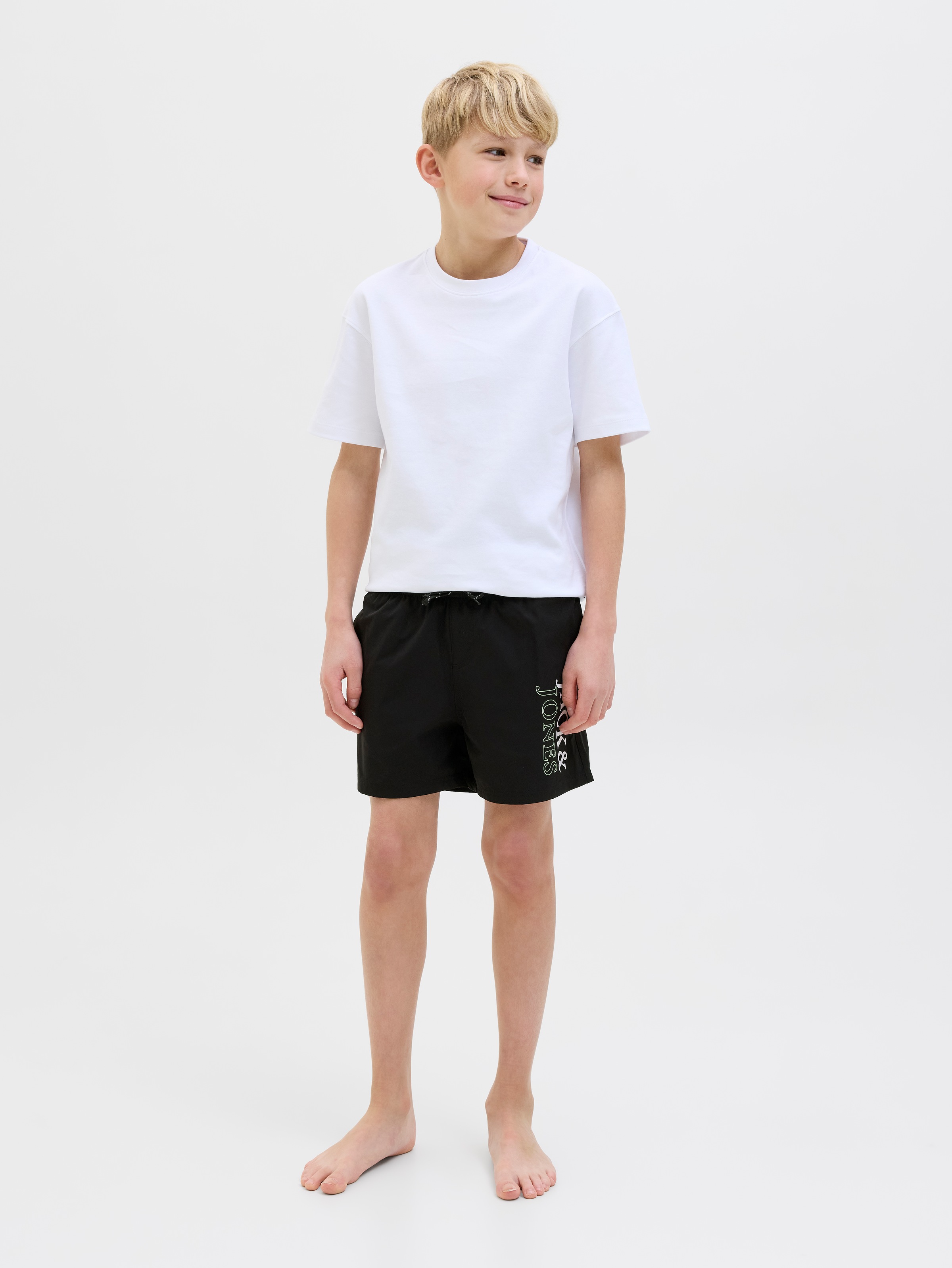 Jack & Jones Junior Badeshorts »JPSTMAUI JJSWIM DOUBLE LOGO AKM SN JNR«, mit coolem Logoprint auf dem Bein