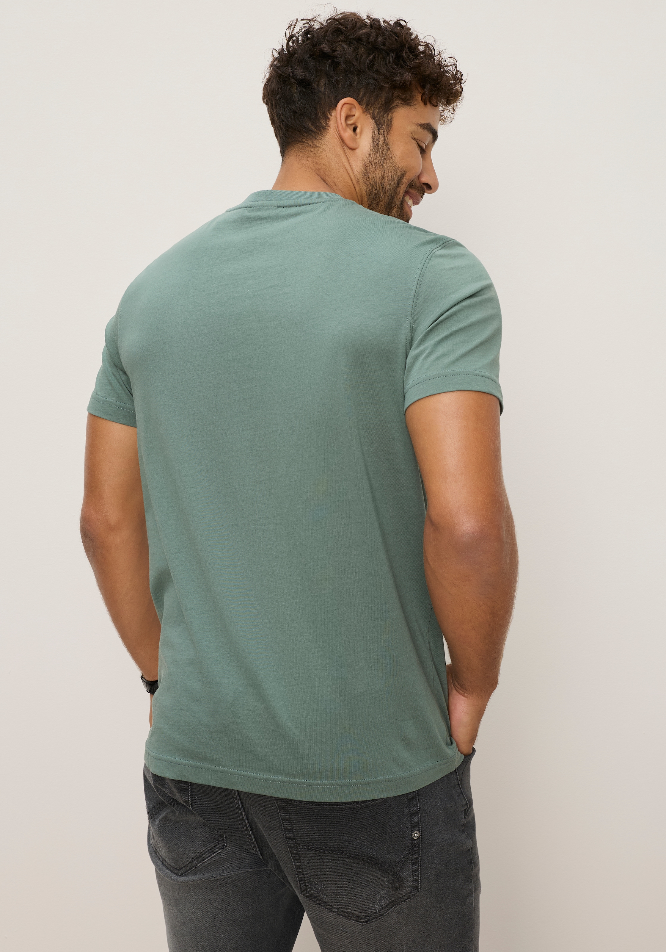 Bruno Banani T-Shirt »Doppelpack« Set, 2 Komfortable modern Basic-Shirts im praktischen 2er-Pack