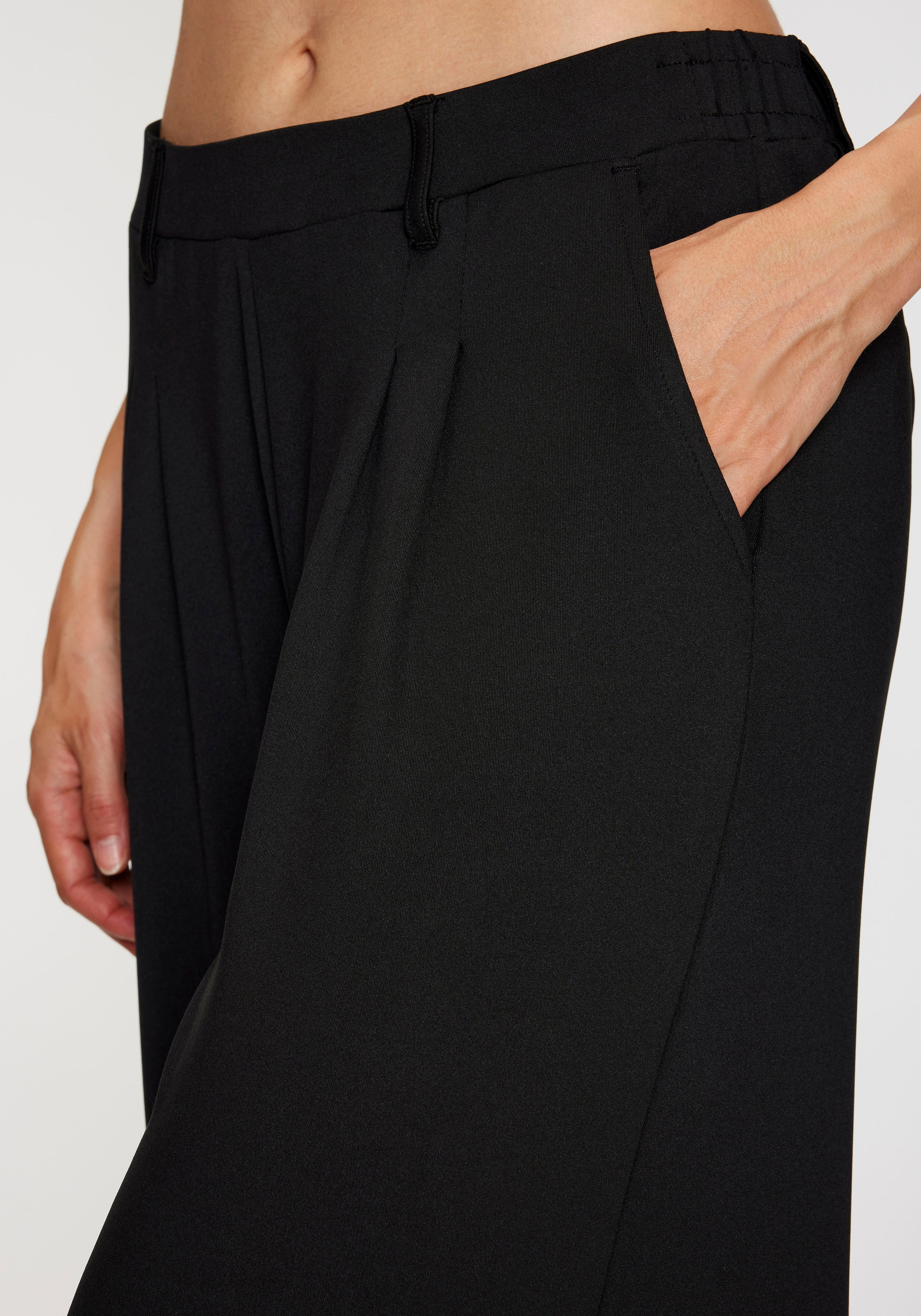 H.I.S Palazzohose, mit weitem Bein und kleinen Falten am Bündchen, Loungewear
