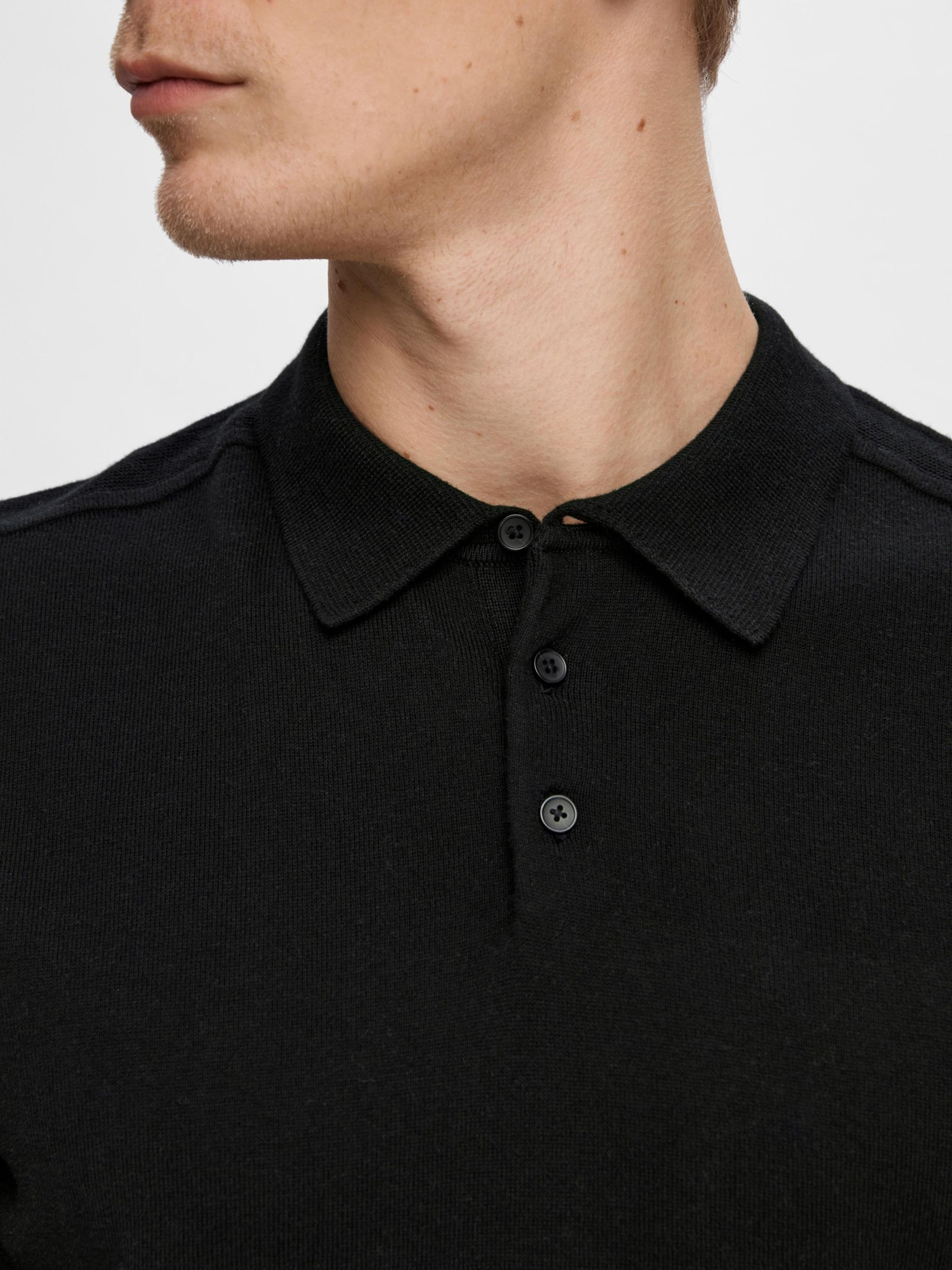 SELECTED HOMME Poloshirt »SLHBERG SS KNIT POLO NOOS«, aus Feinstrick