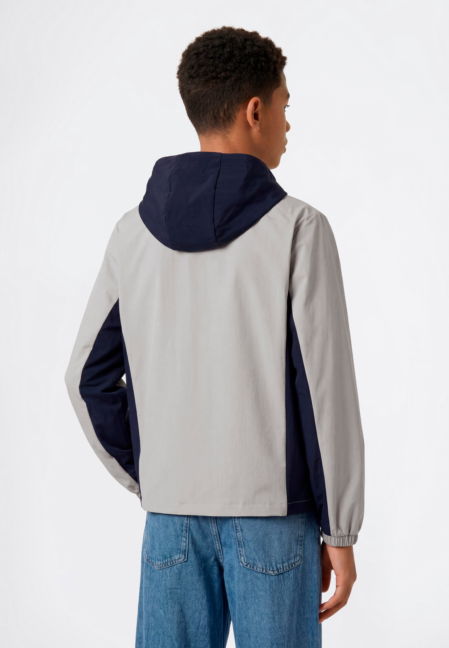 Champion Steppjacke »SPORTWEAR JACKET Slim Fit« mit markanter Steppoptik, sportliches Design, Slim Fit Passform