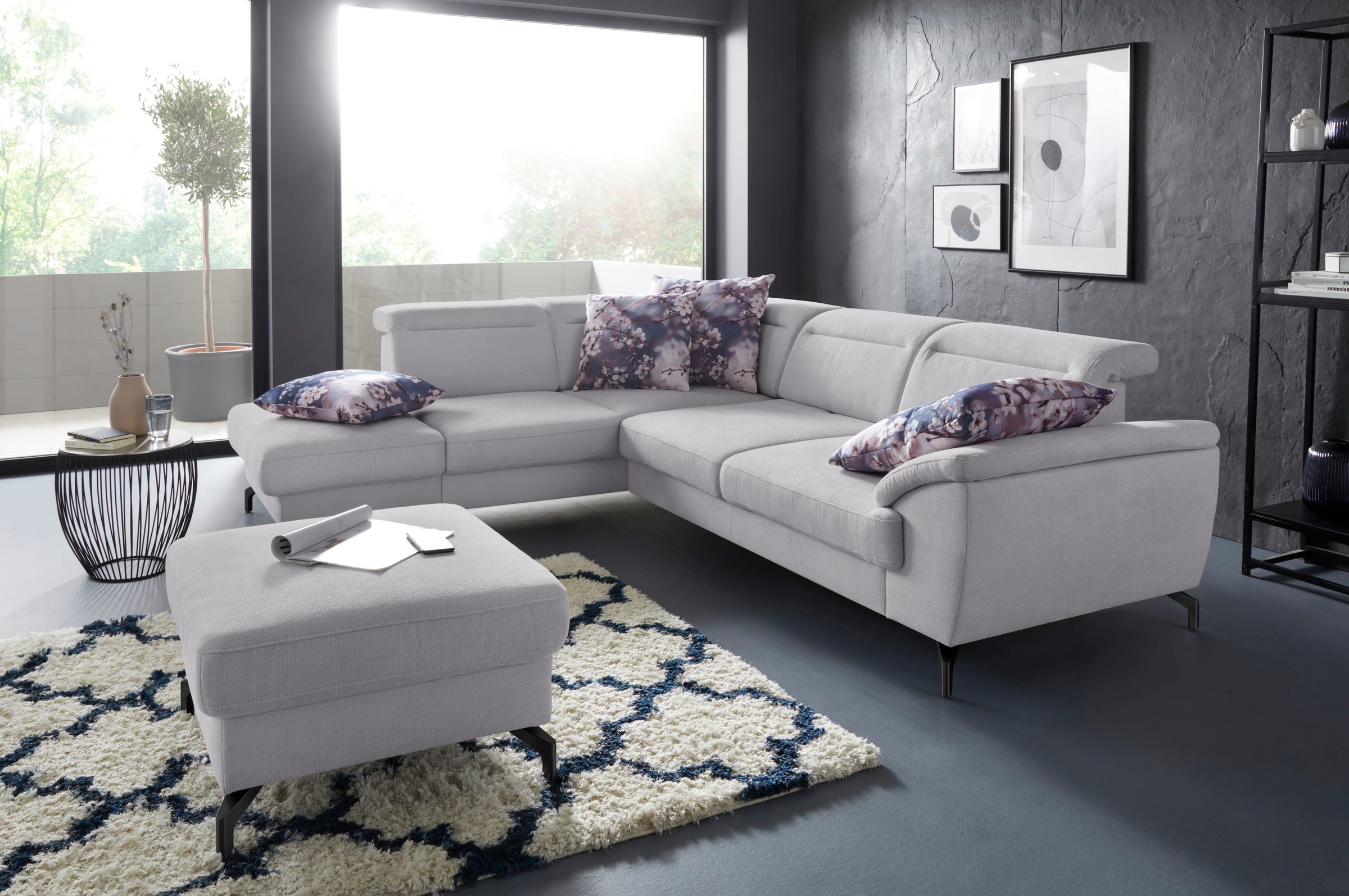 sit&more Ecksofa »Percy L-Form«, 12 cm Fußhöhe, Sitztiefenverstellung, wahlweise in 2 Fußfarben