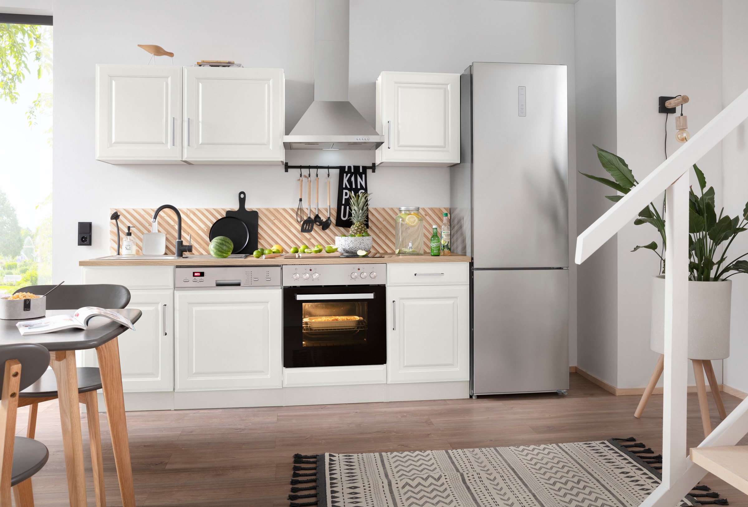 HELD MÖBEL Küchenzeile »Stockholm«, Breite 220 cm, mit hochwertigen MDF Fro günstig online kaufen