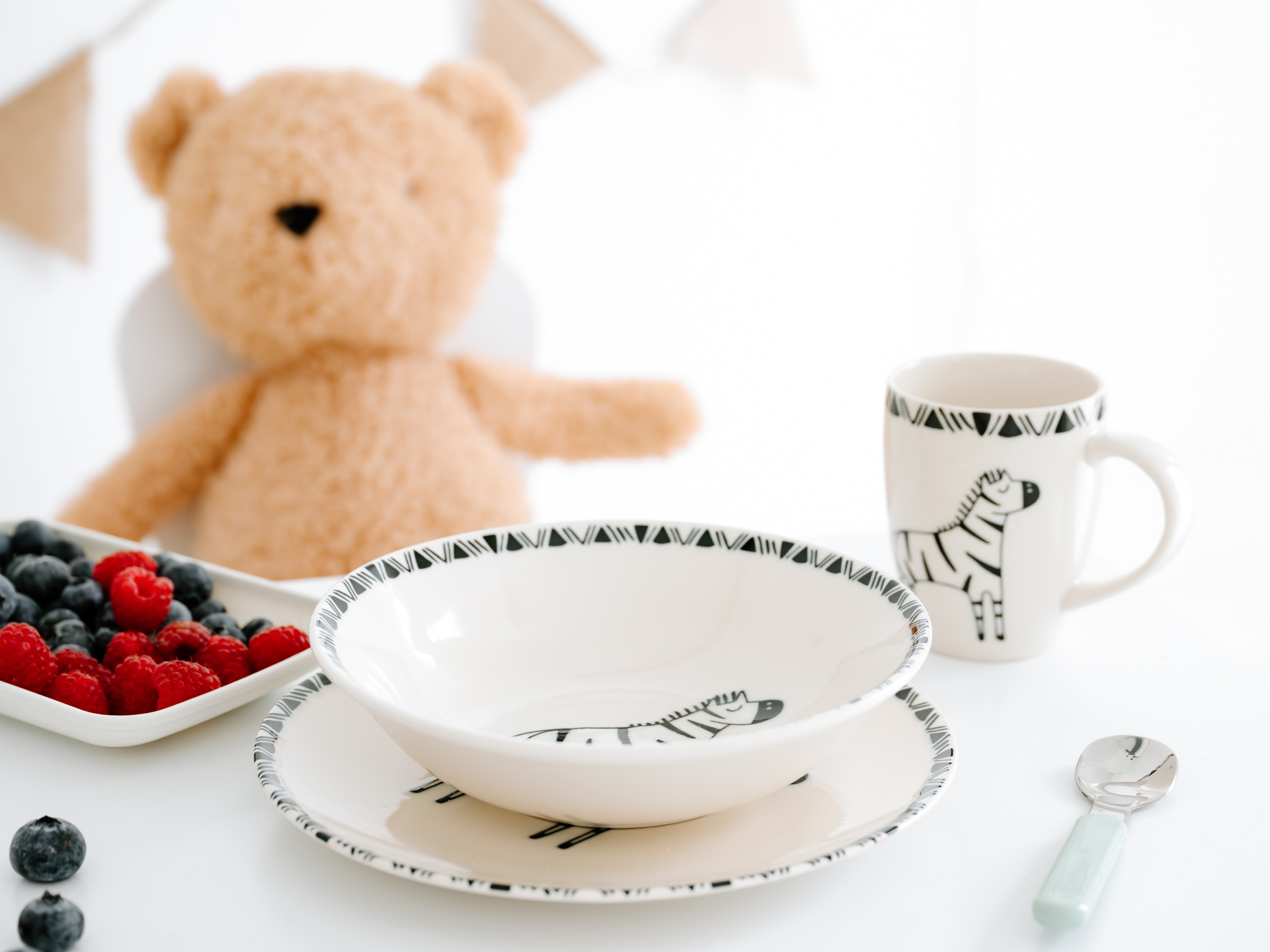 CreaTable Kindergeschirr-Set »Safari Zebra, Kinder Set 3-tlg.« gezeichnete Tiermotive, skandinavischer Stil, Ethno-Style Motive