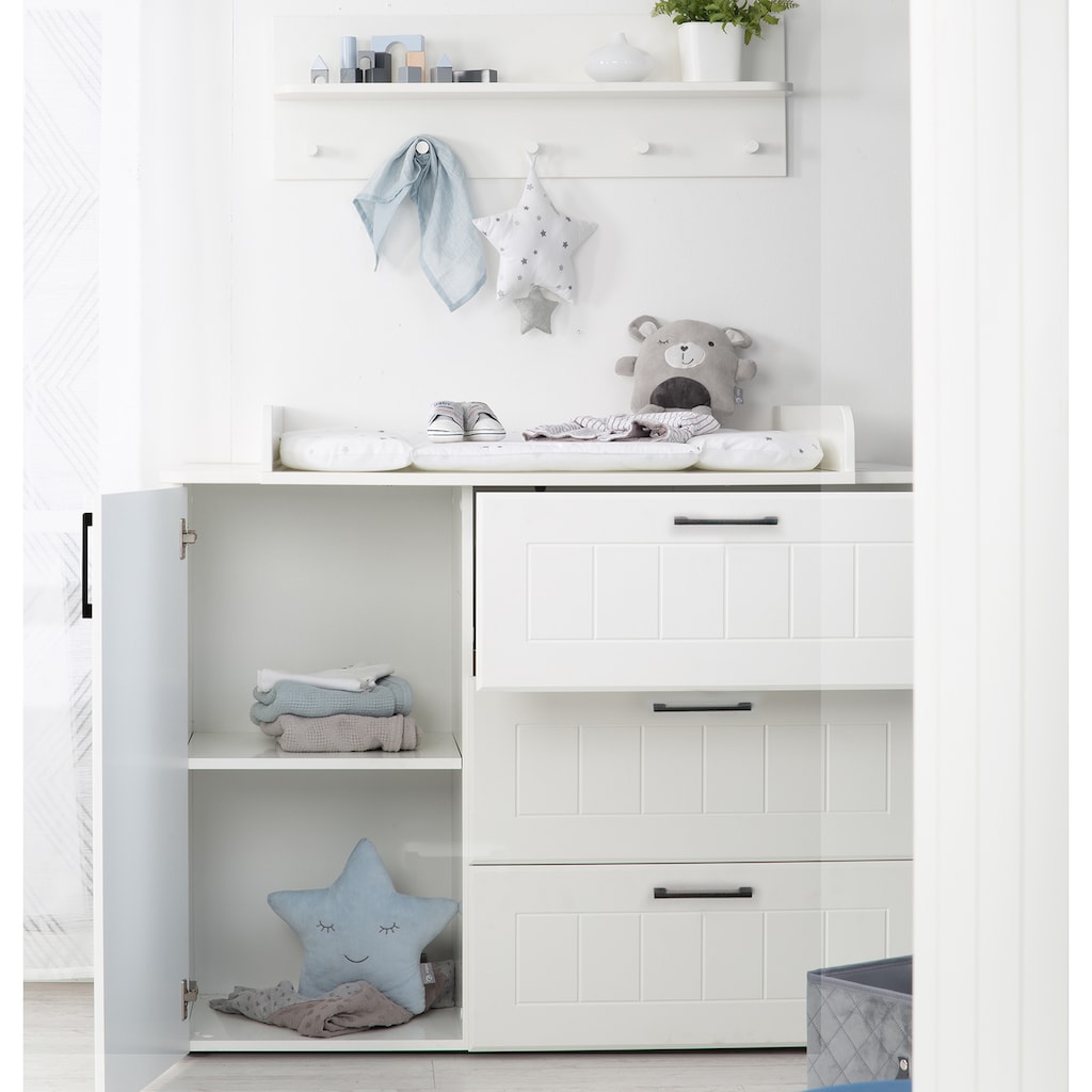 roba® Babyzimmer-Komplettset »Sylt«, (Set, 3 St., Gitterbett, Schrank, Wickelkommode), mit Kinderbett, Wickelkommode & Kleiderschrank; Made in Europe