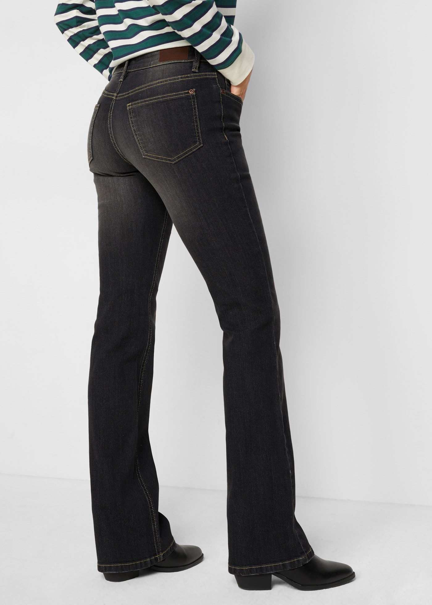 bonprix Bootcut-Jeans »Bootcut Jeans Mid Waist, Komfort-Stretch«, Bootcut Jeans Mid Waist, Komfort-Stretch
