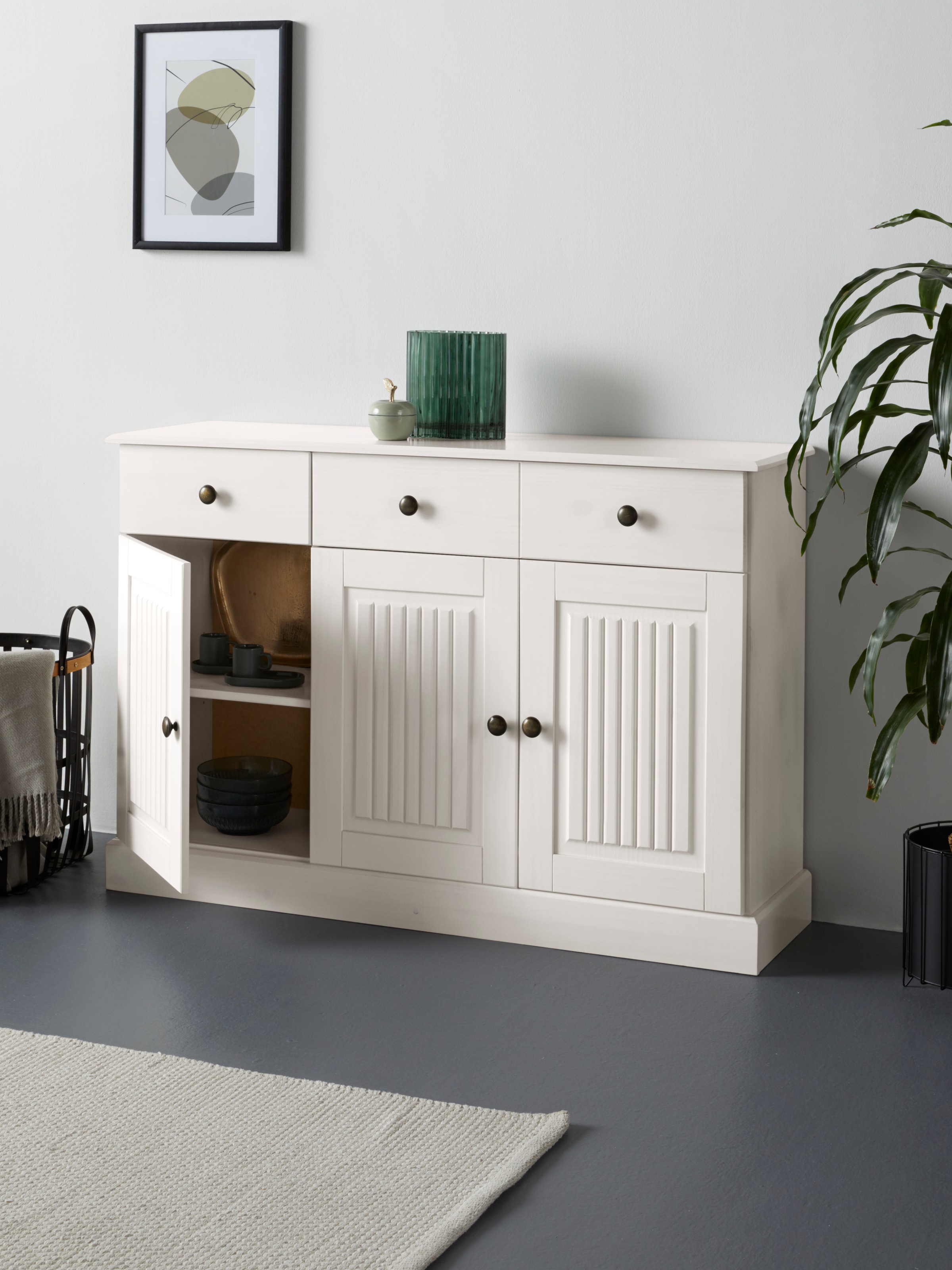 Home affaire Sideboard »Liotta«, Kommode mit 2 Schubkästen u. 2 verstellbare Einlegeböden