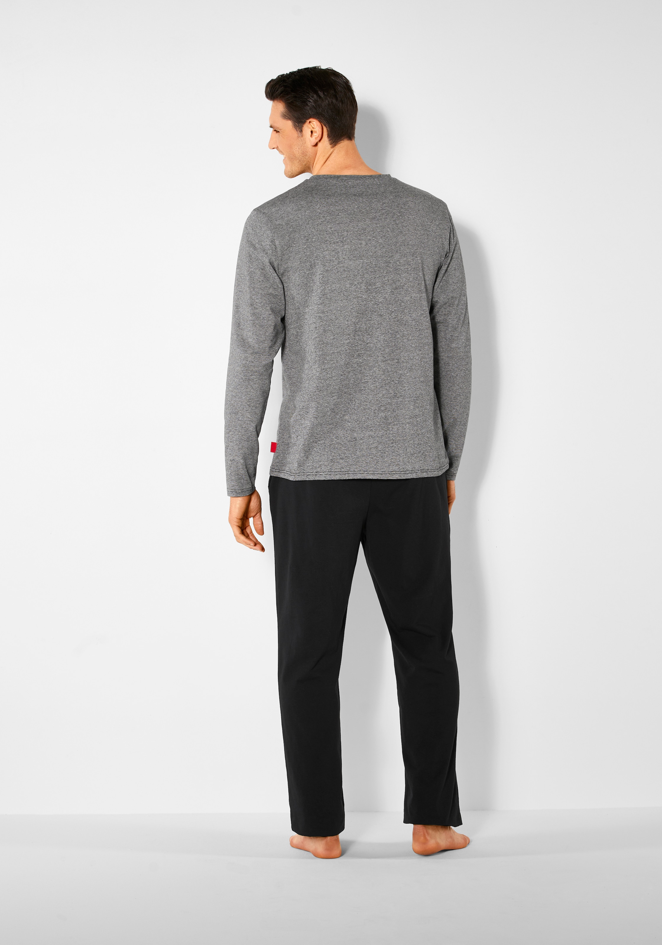 s.Oliver Pyjama, (2 tlg., 1 Stück), Schlafanzug mit Knopfleiste