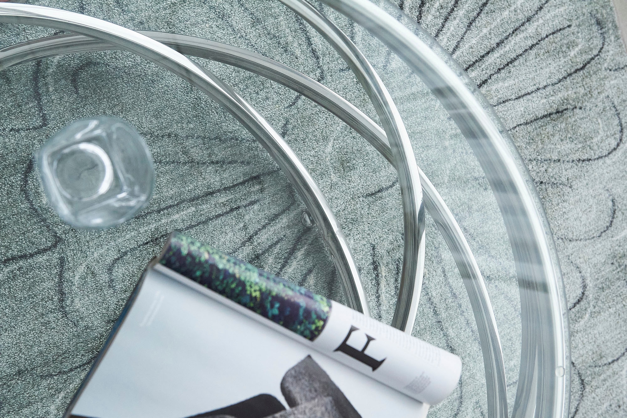 SalesFever Couchtisch, Gestell gefertigt aus rostfreiem Edelstahl