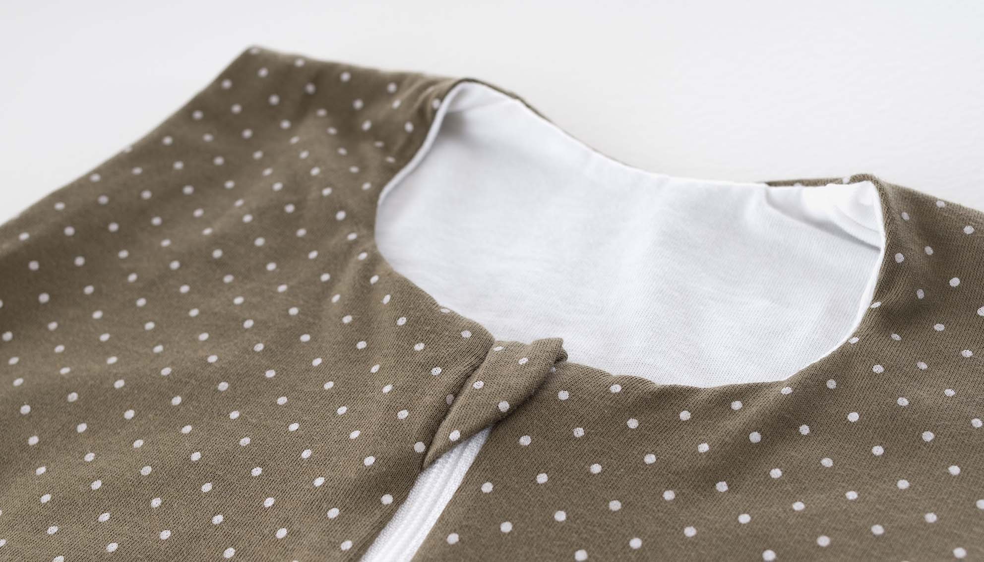 Träumeland Babyschlafsack »Schlafanzug light TO GO Baumwolle Pünktchen oliv«, (1 tlg.)