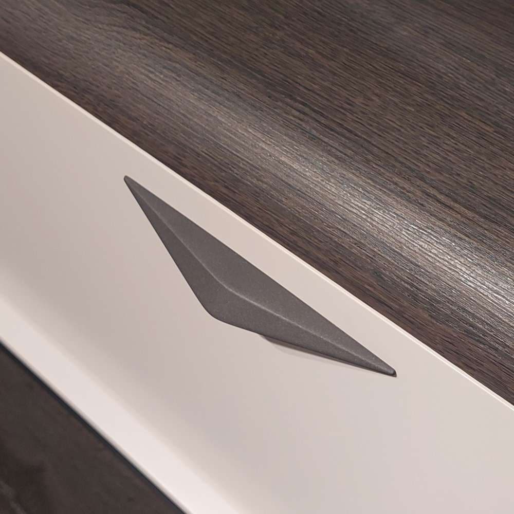 INOSIGN Lowboard »Sofy TV-Lowboard, TV-Kommode, TV-Schrank, TV-Unterschrank, TV-Möbel« UV lackiert, Soft Close Funktion, Metallgestell in Anthrazit Dekor