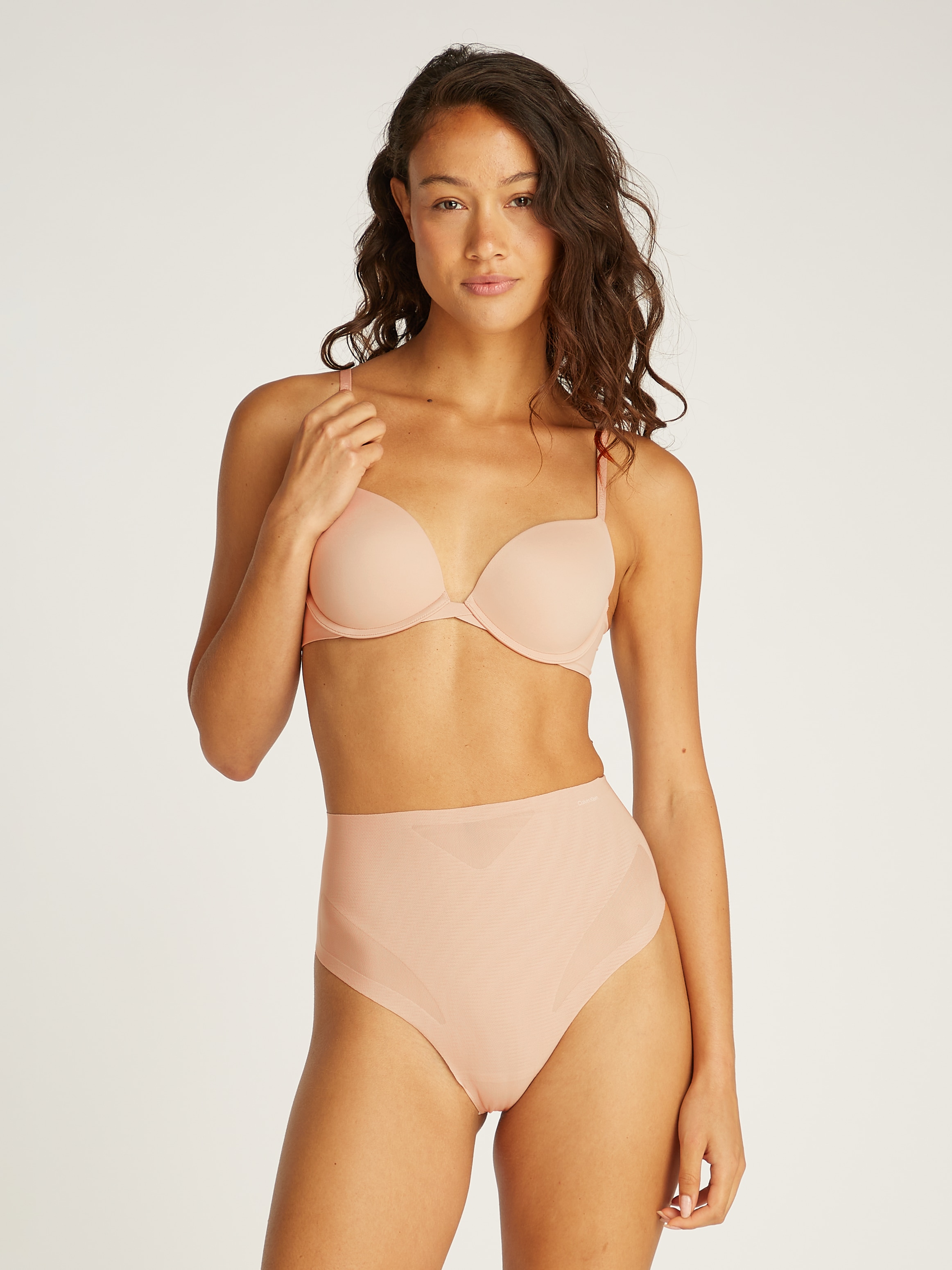 Calvin Klein Underwear Formstring »SCULPTED FIRM MESH THONG«, mit formendem Effekt, shapewear