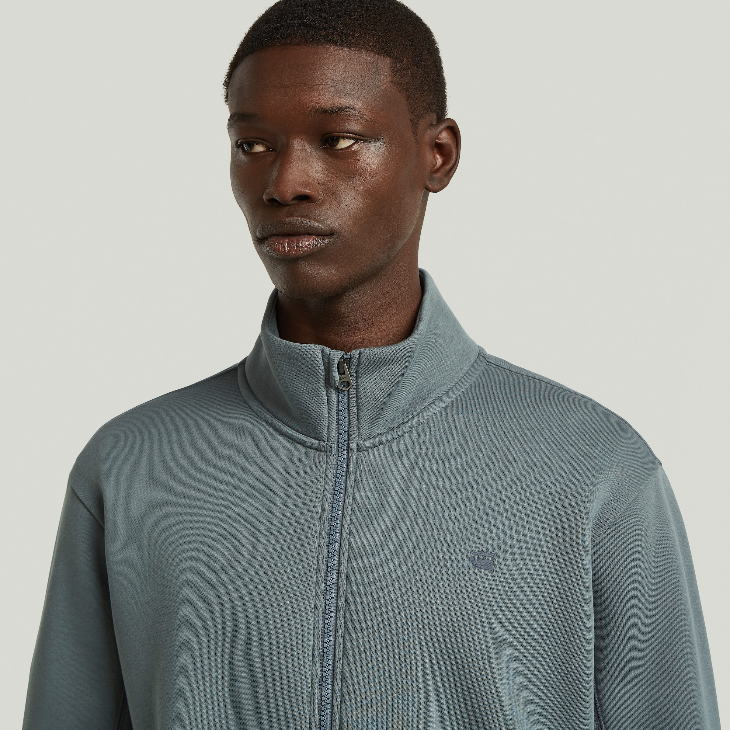 G-STAR Sweatjacke mit Logostickerei auf der Brust