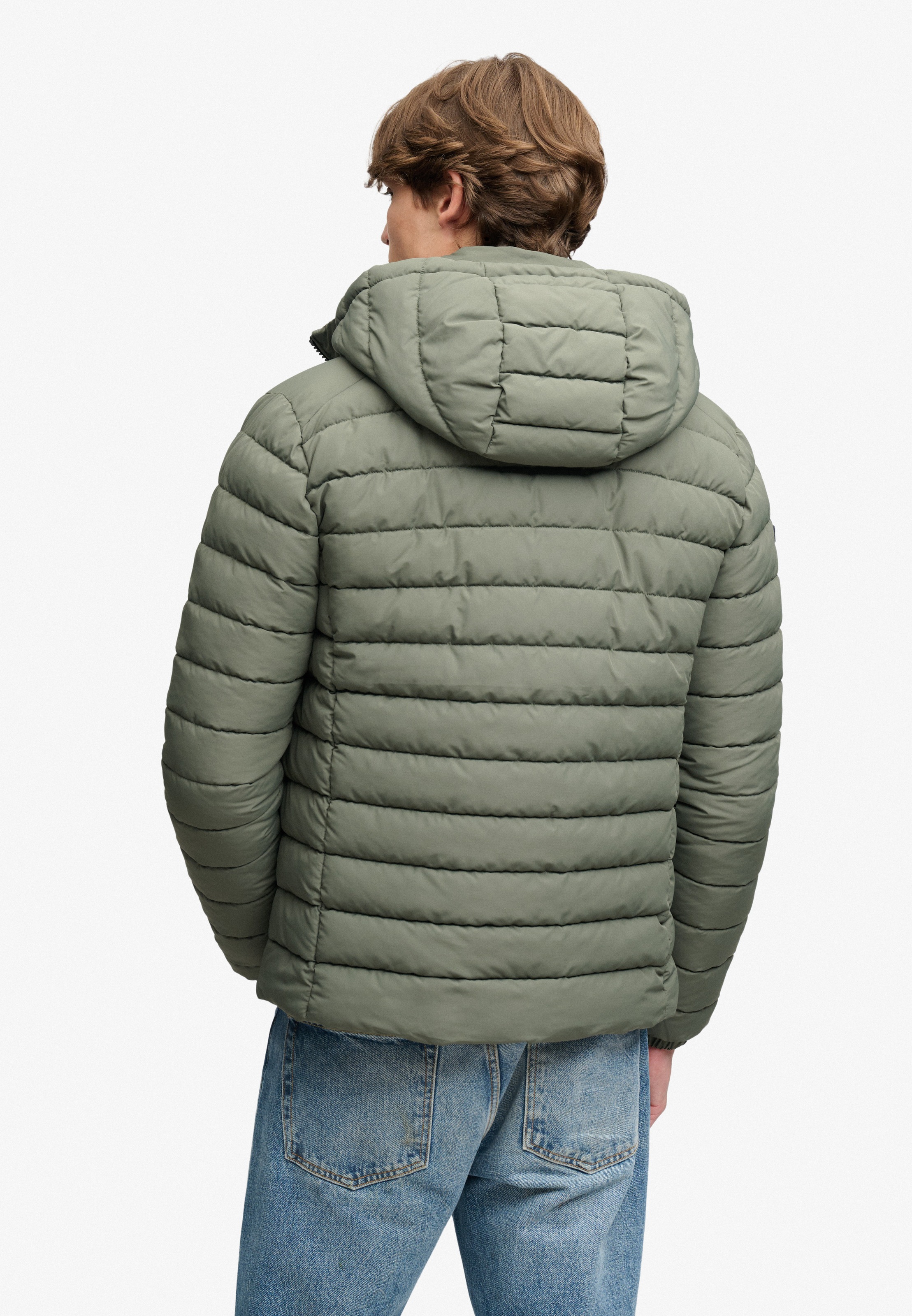 Superdry Steppjacke »HOOD FUJI MIDWEIGHT PADDED JKT« mit Kapuze Kunstfaser, slim fit