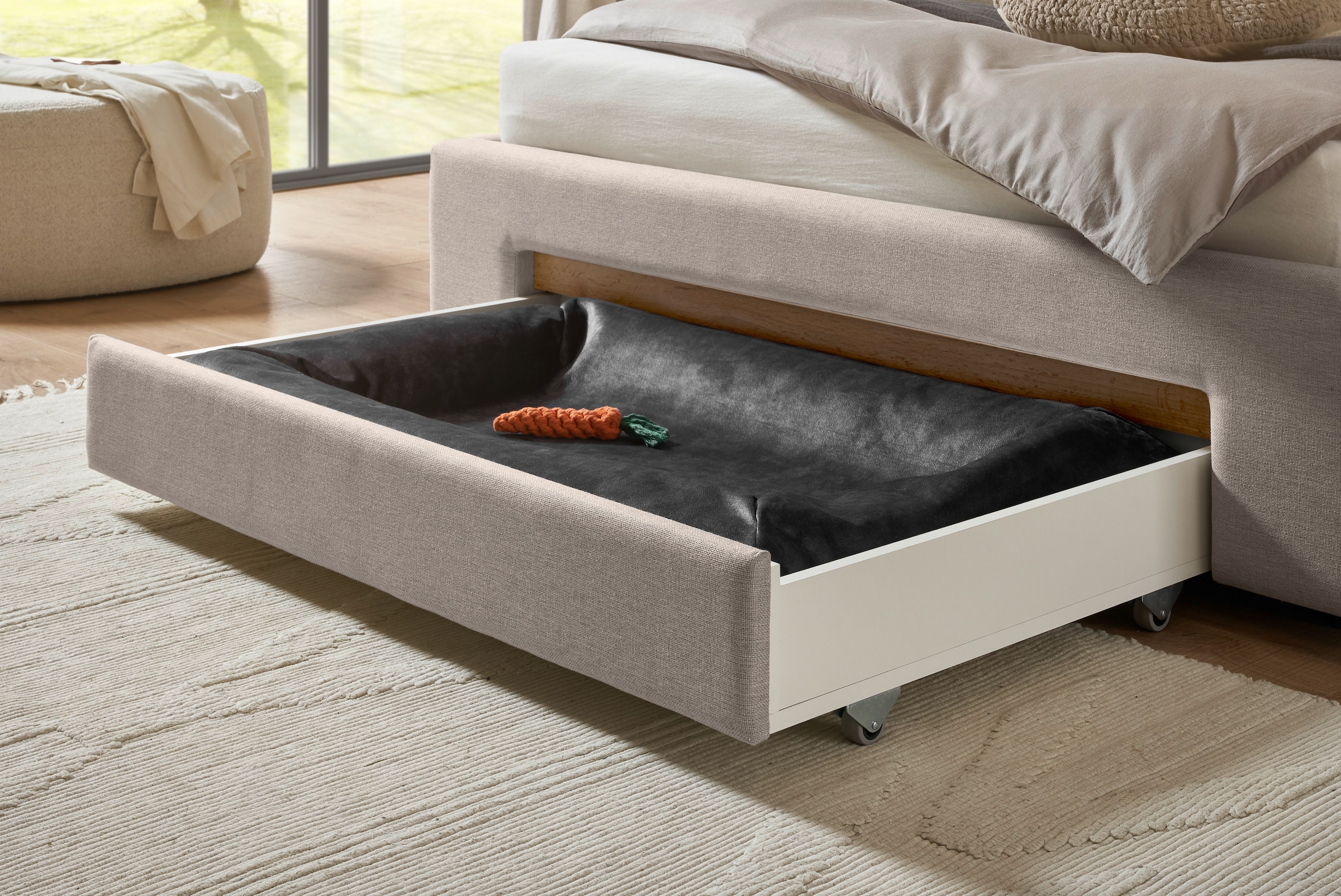 INOSIGN Polsterbett »CiTY/GiRON, Bettgestell mit Bettkasten, gepolstertes Stauraumbett«, mit Hundebett oder Stauraumschublade, Bezug Cord-oder Leinenoptik