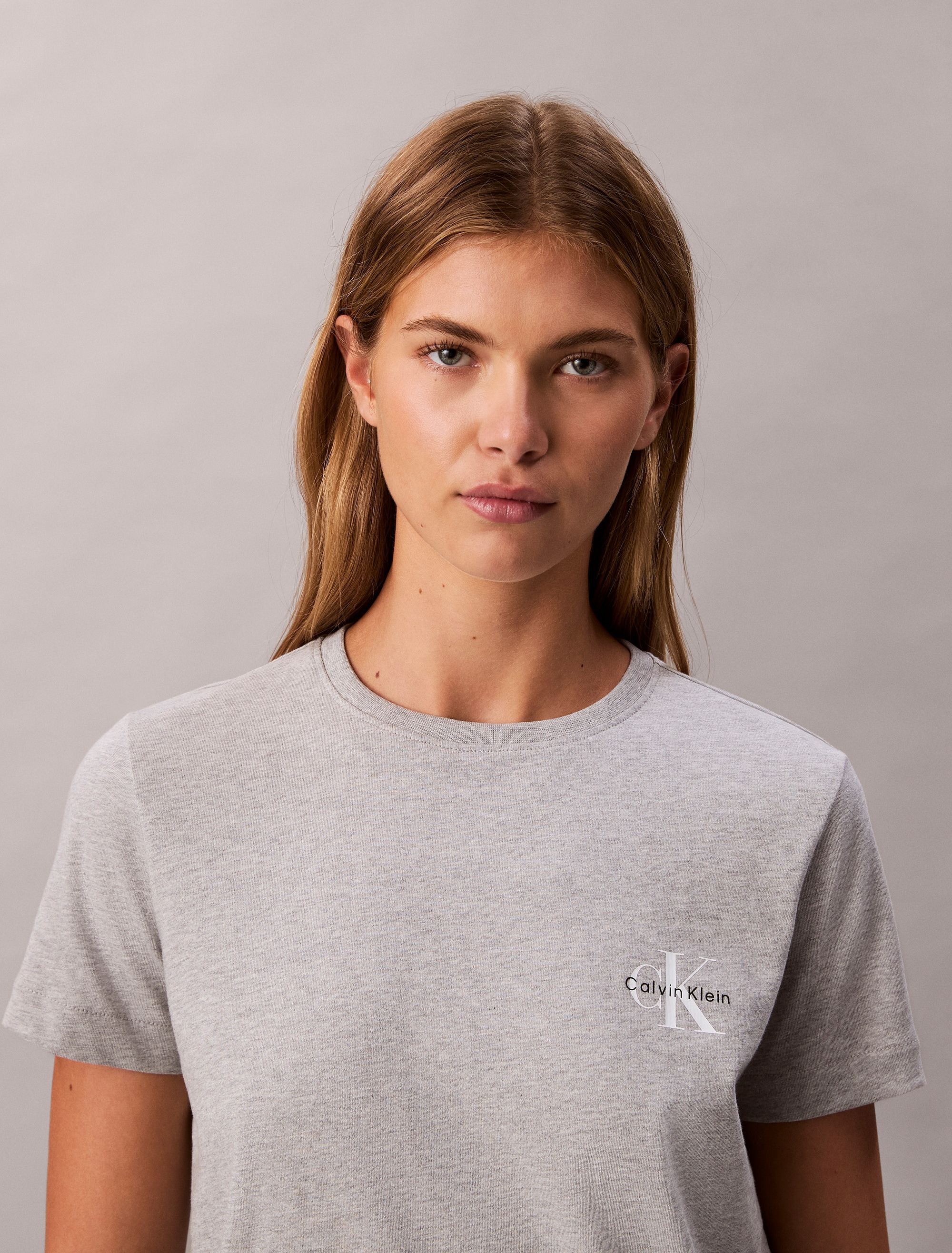 Calvin Klein Jeans T-Shirt »A- Logo CN 2 Pack Tee«, (Packung, 2er-Pack), Mit Rundhalsausschnitt