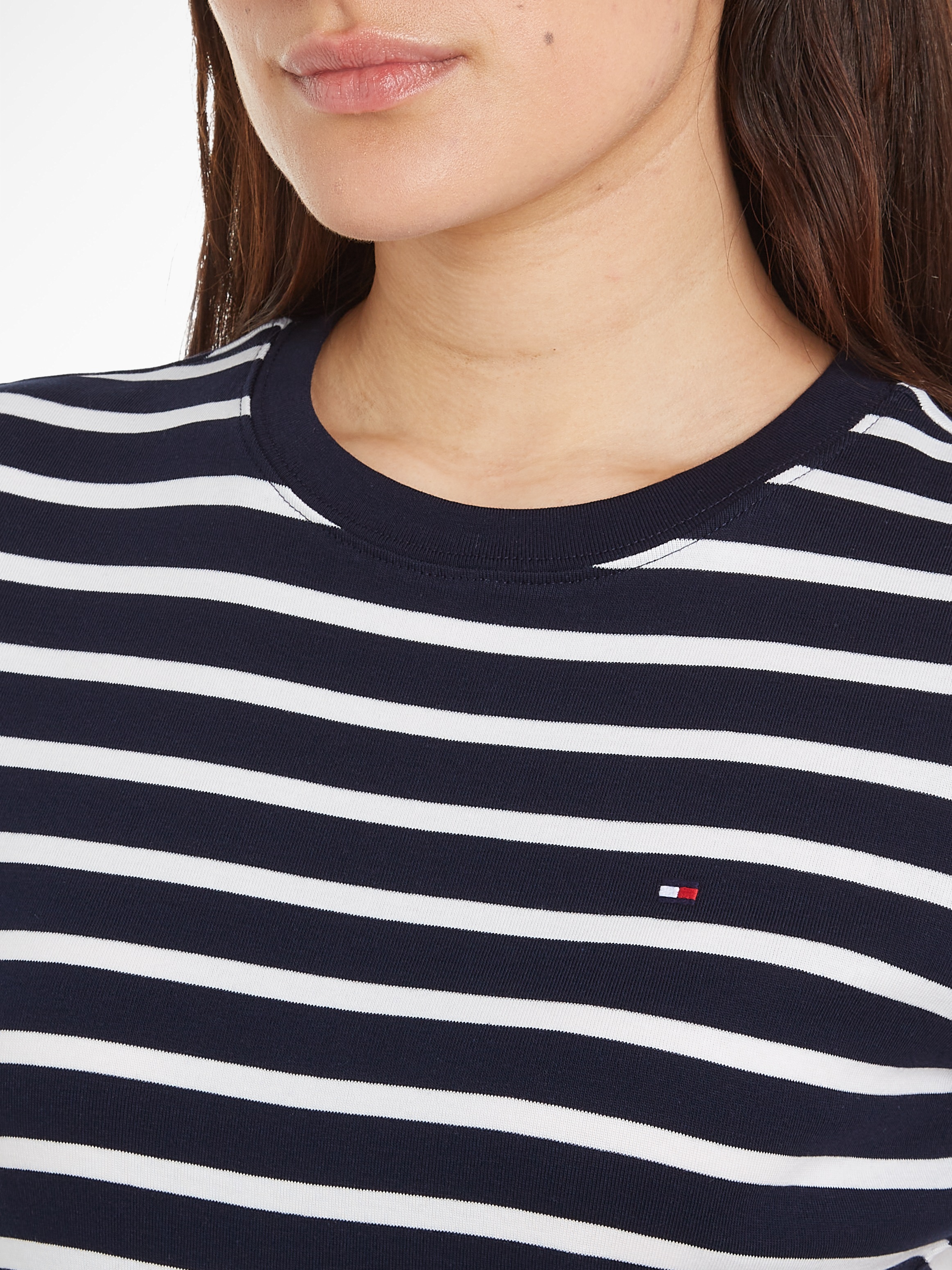 Tommy Hilfiger Shirtkleid »NEW CODY STR SLIM SHORT DRS SS«, mit allover Streifendessin, Logo-Flag