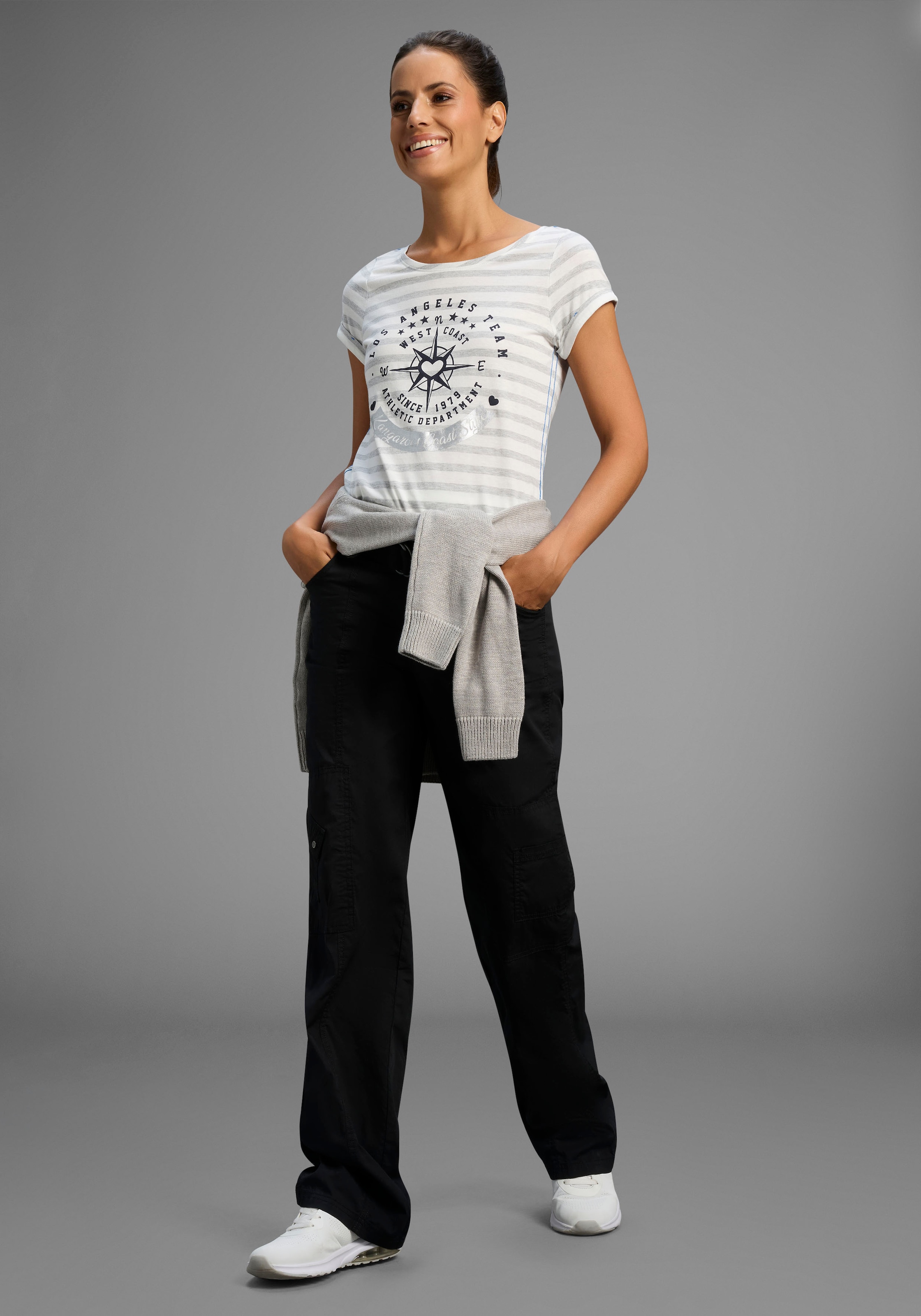 KangaROOS Print-Shirt Kurzarm,  figurbetonter Schnitt,  mit Metallic-Print