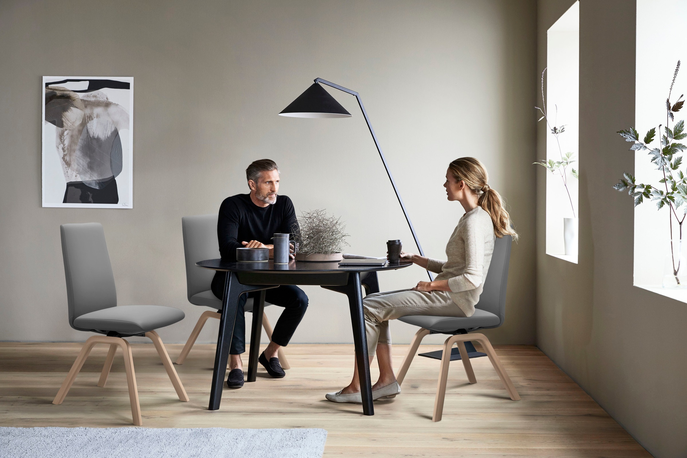 Stressless® Polsterstuhl »Laurel«, Leder BATICK, Low Back, Größe M, mit schräggestellten Beinen in Schwarz