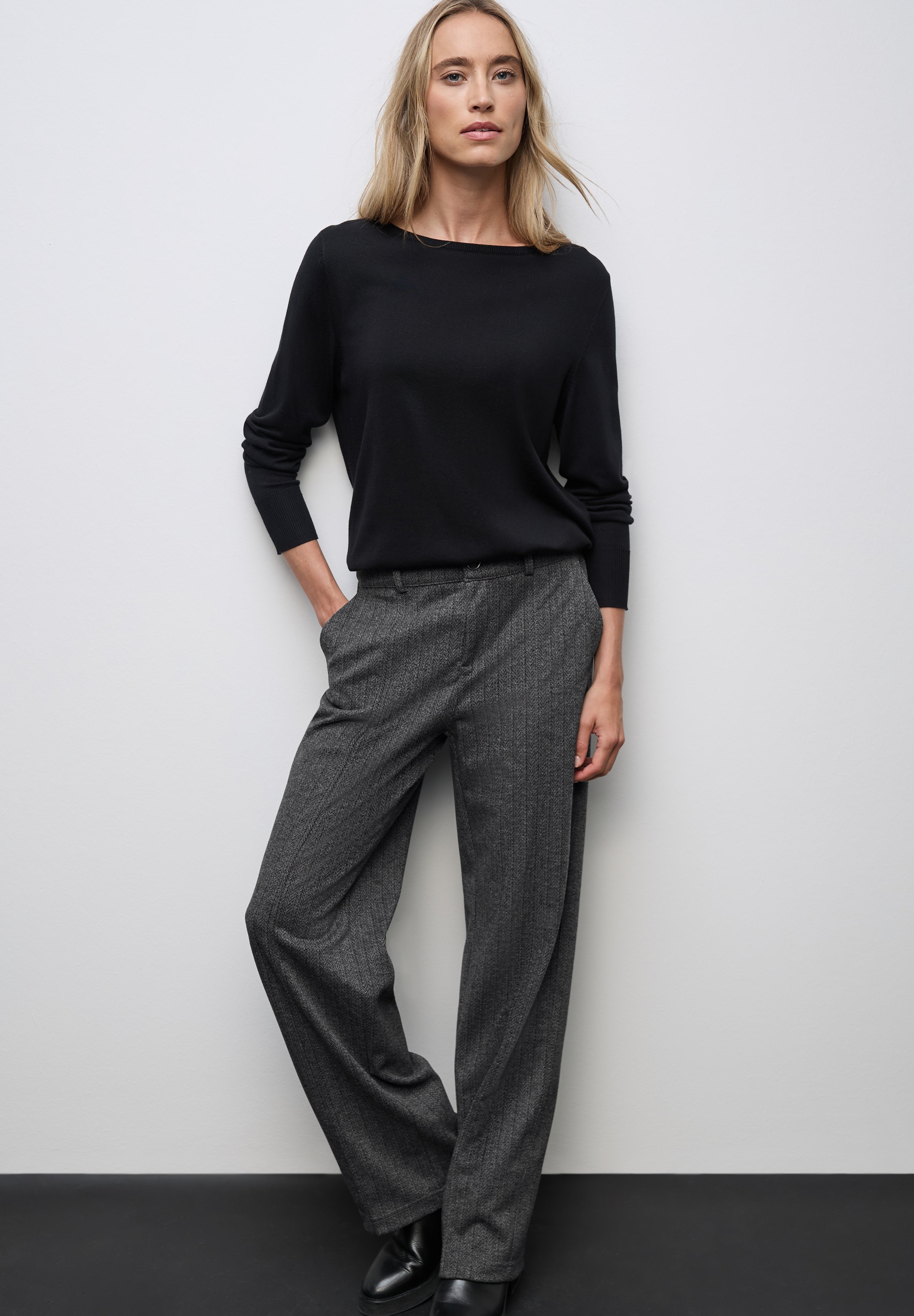 STREET ONE Stoffhose  im Nadelstreifen-Look