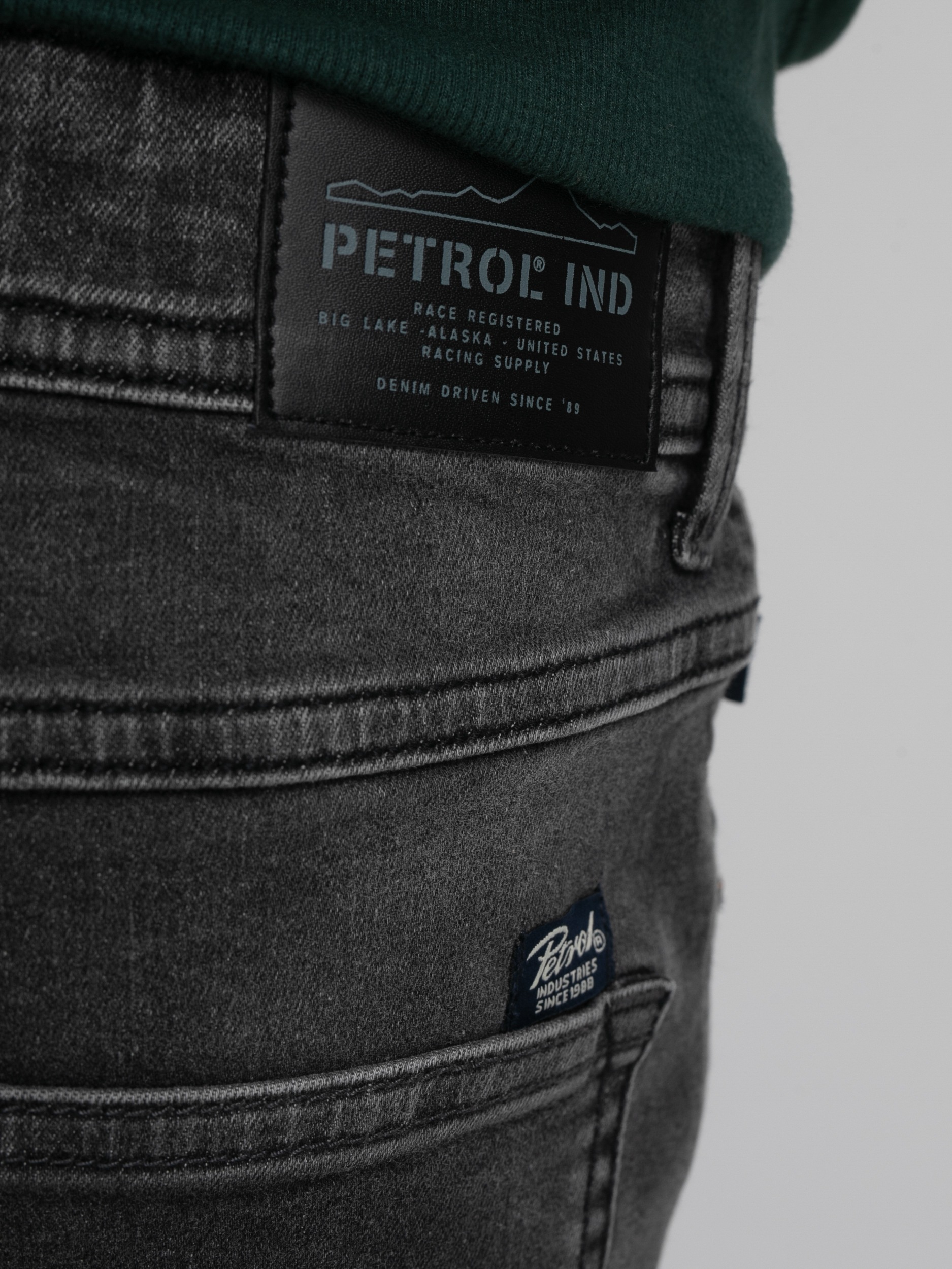 Petrol Industries Straight-Jeans mit Washed-Optik
