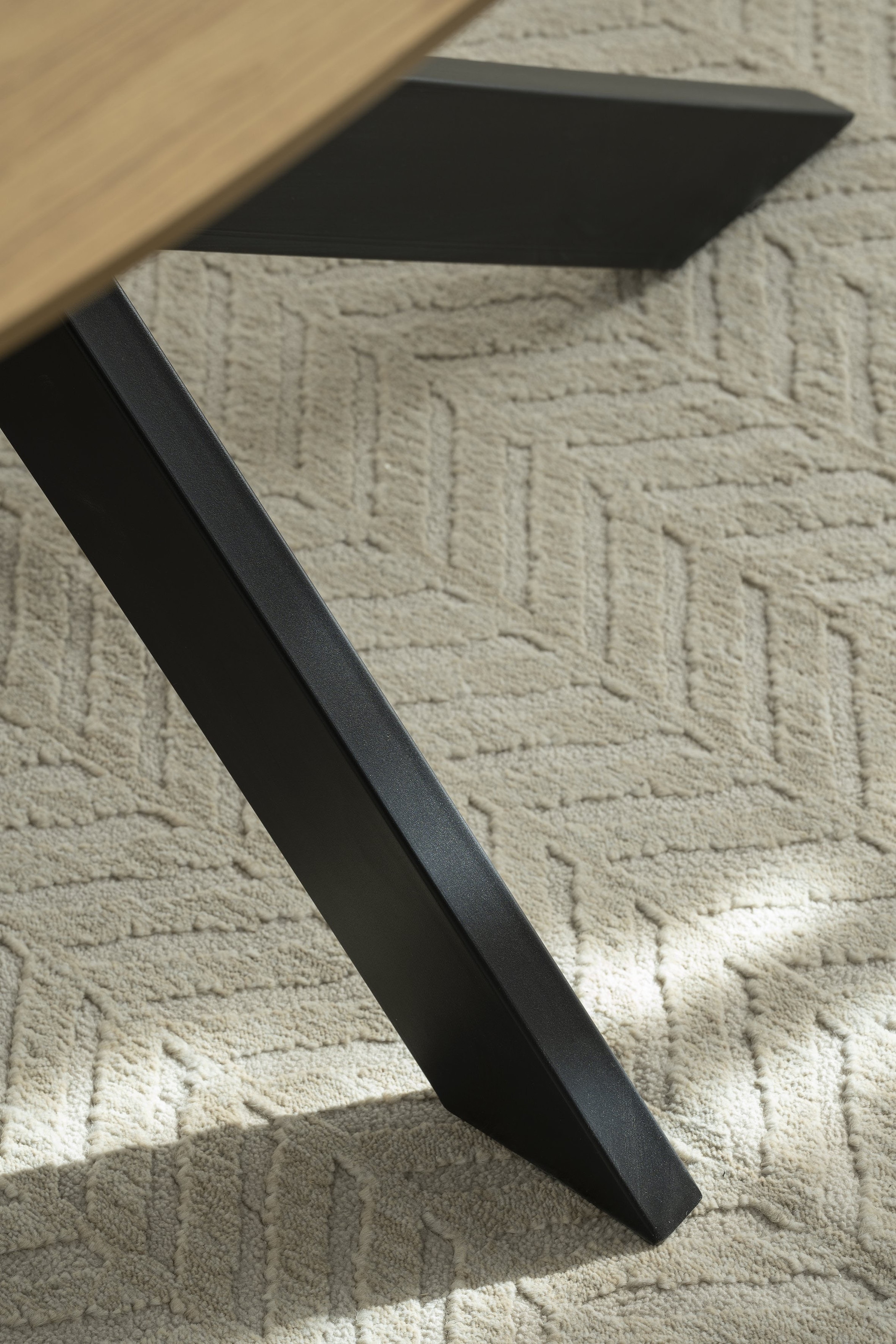 byLIVING Esstisch »NEVADA« Tischplatte Eiche natur, bis 100 kg, Säule (X-förmig), Mittelauszug