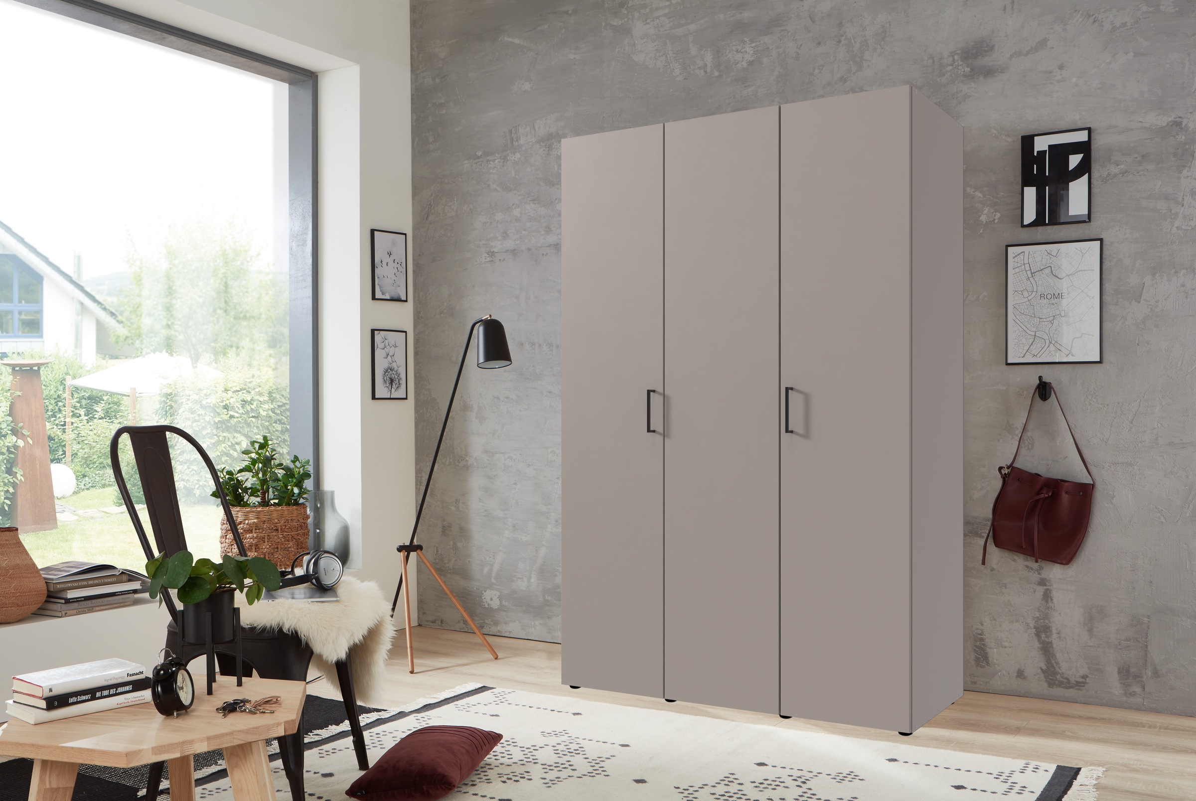 Wimex Kleiderschrank »Mugano, in 5 Breiten und 2 Höhen, Made in Germany«, (in Basic oder Premium Ausstattung mit 2 weiteren Einlegeböden), mit langen Griffstangen aus Metall, wahlweise mit oder ohne Spiegel