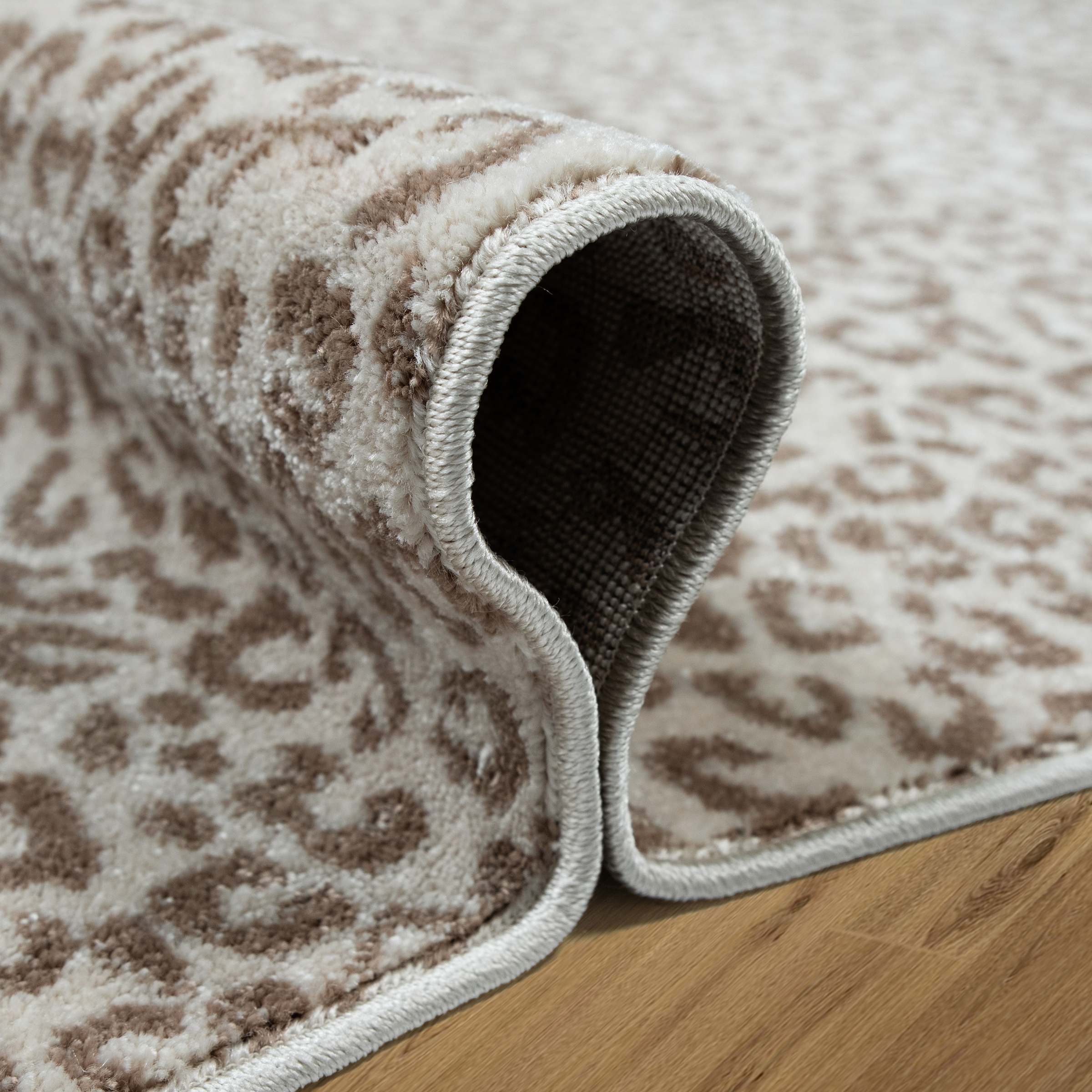 OTTO home Teppich »Fynna, Leoparden-Muster, Animal Print, modern« rechteckig 9 mm Höhe Leo, besonders weicher Flor, Wohnzimmer, Schlafzimmer, Esszimmer