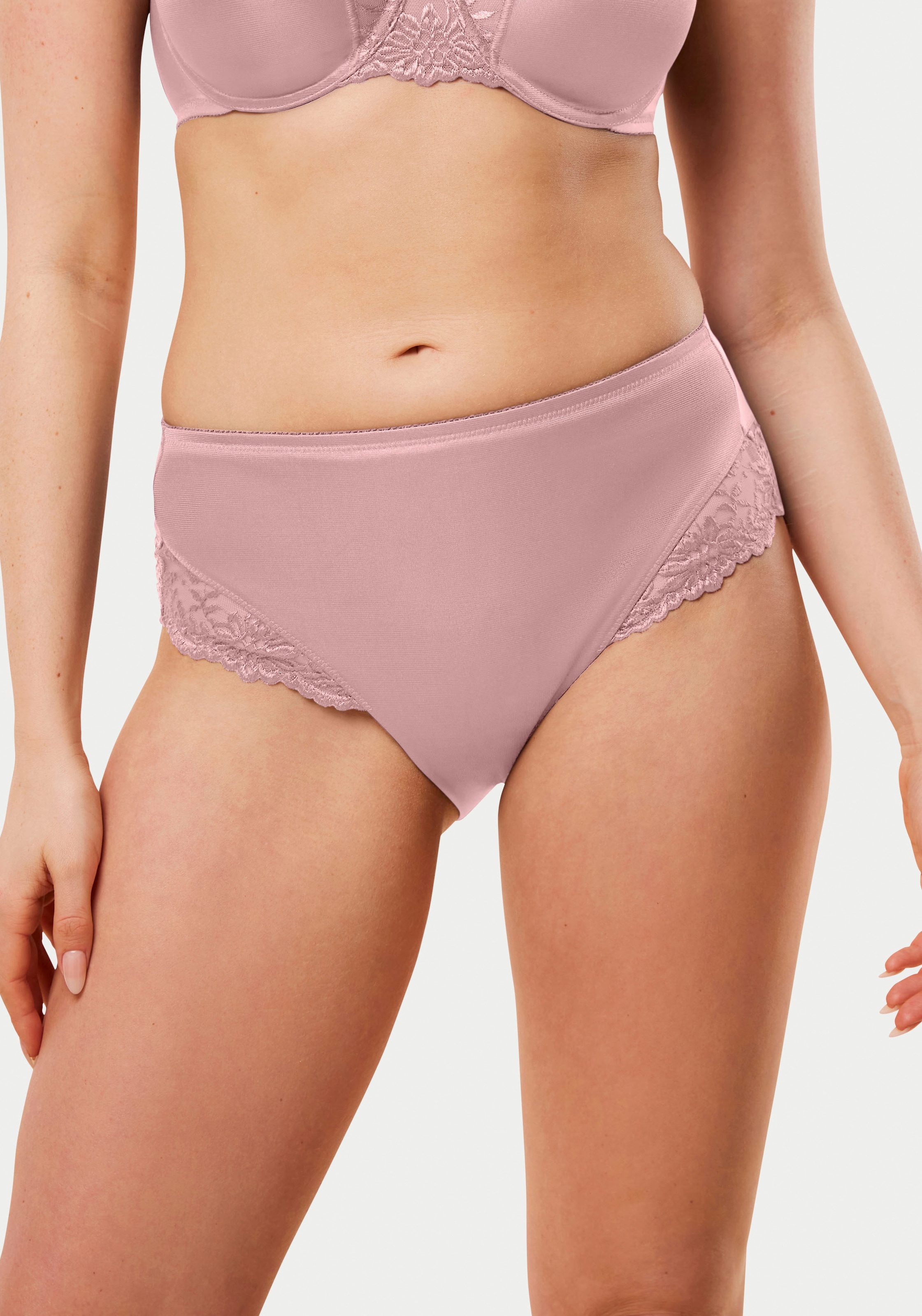 Triumph Slip »Ladyform Soft Maxi«, mit Spitzendetails