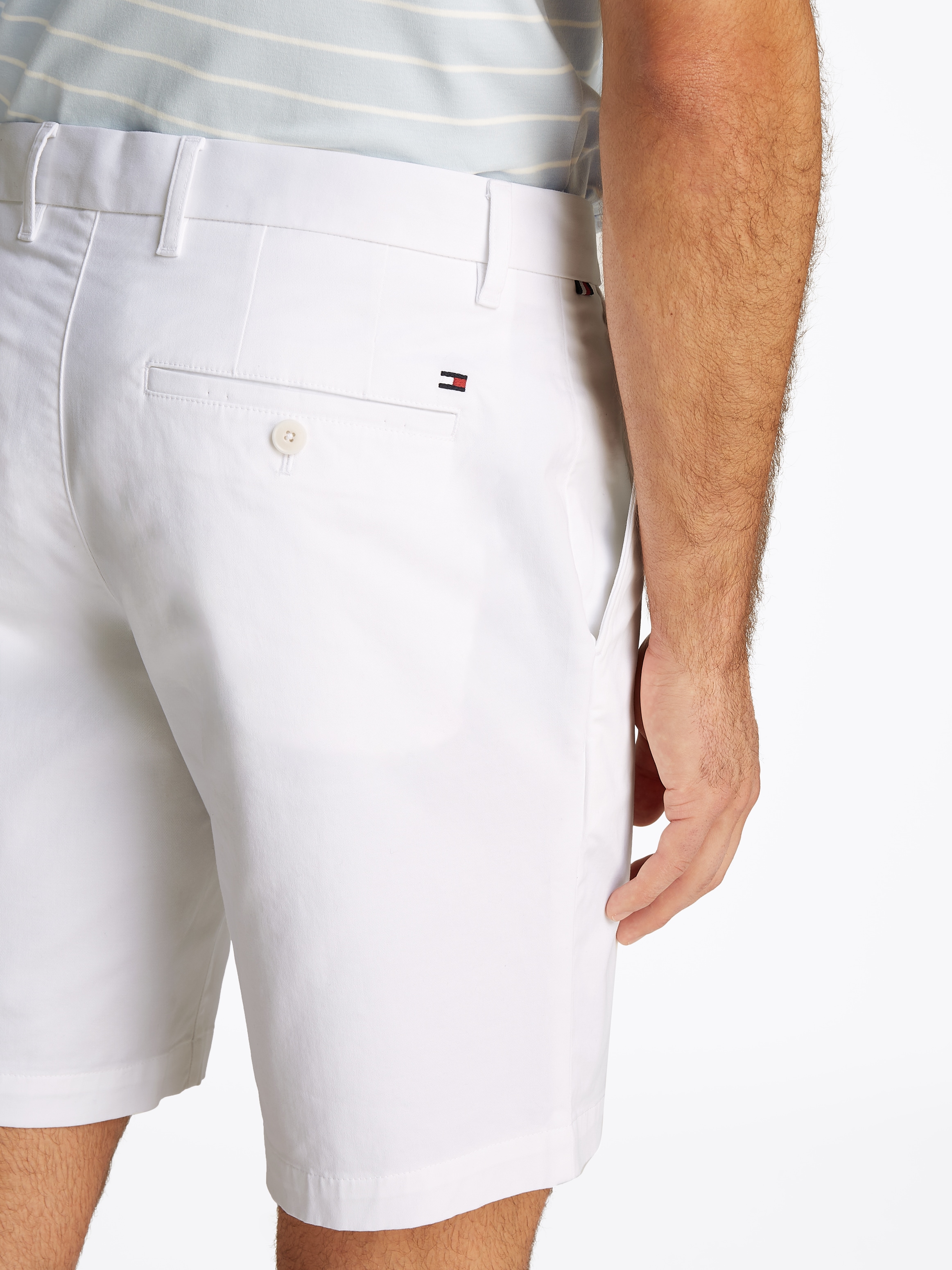 Tommy Hilfiger Chinoshorts »BROOKLYN SHORT 1985«, in klassischem Design