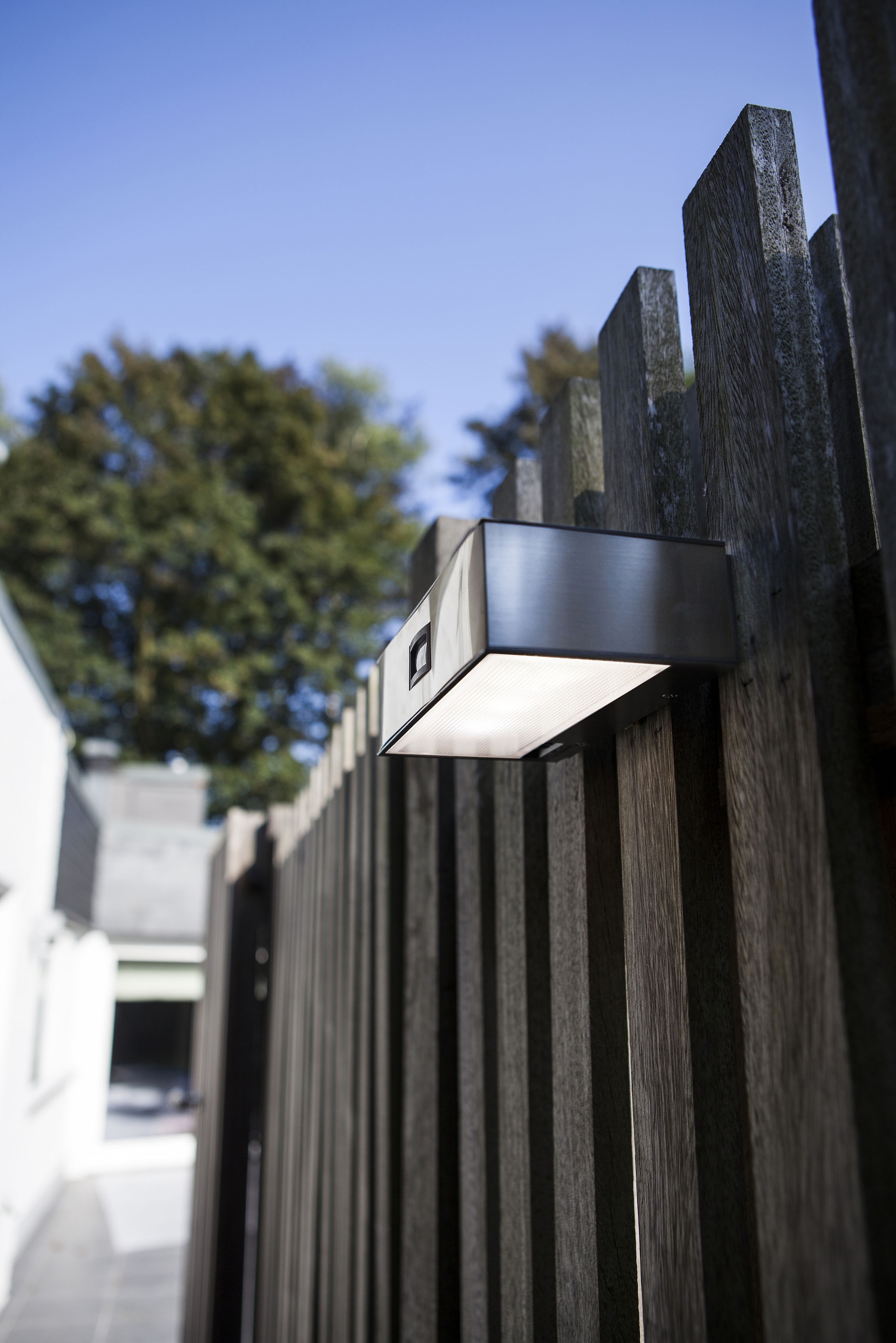 LUTEC LED Außen-Wandleuchte »BRICK«, Leuchtmittel LED-Modul | LED fest integriert, Solarleuchte, Bewegungsmelder