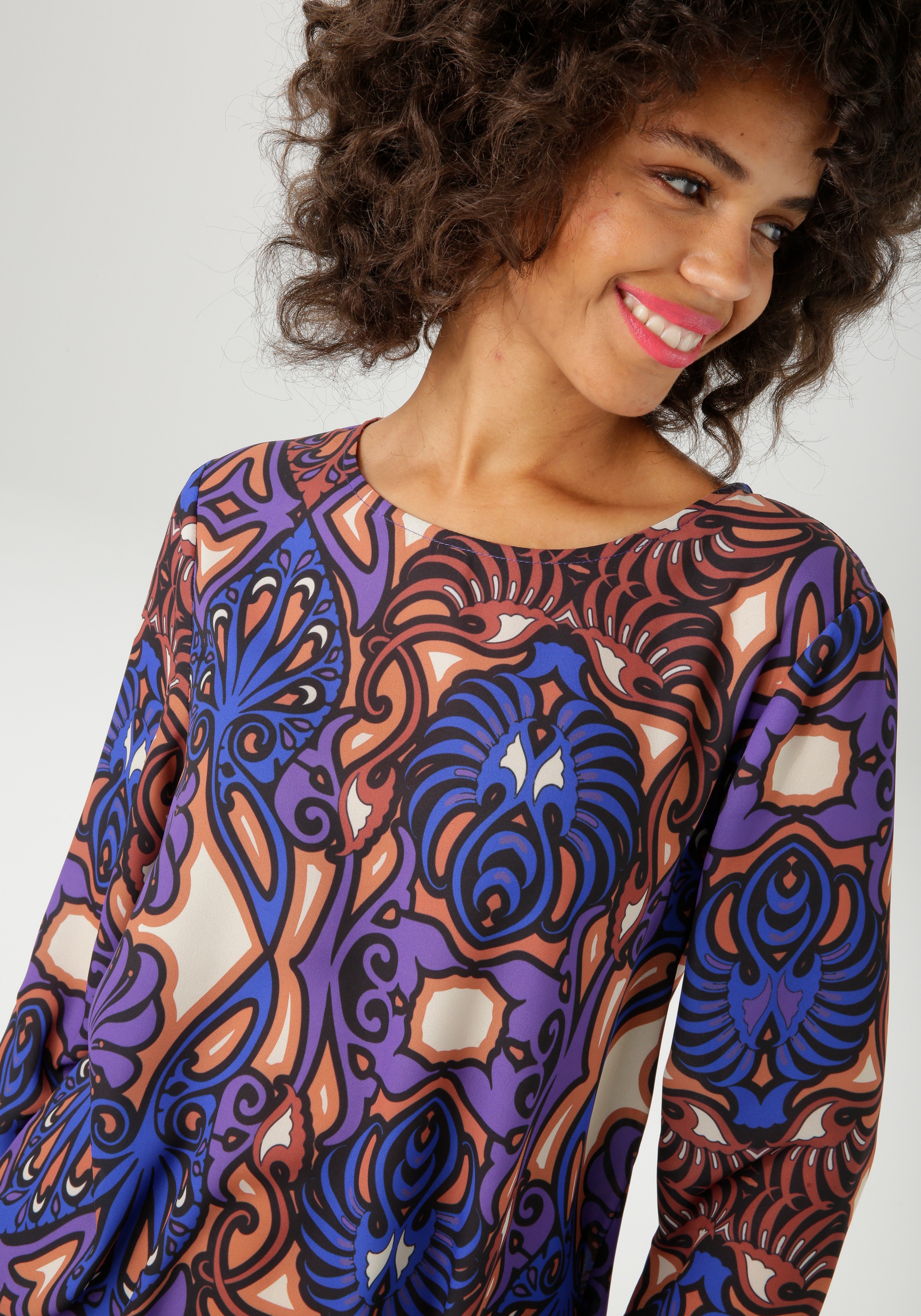 Aniston CASUAL Minikleid, mit großflächigem Ornament-Druck - NEUE KOLLEKTION