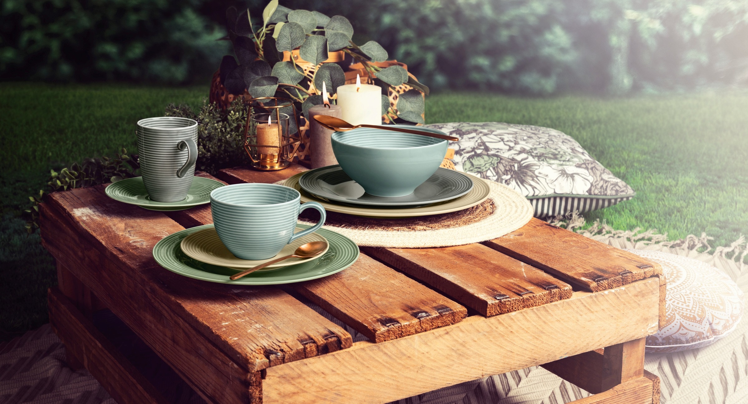 Seltmann Weiden Teeservice »Geschirr-Set Beat«, (Set, 18 tlg., 6 x Teeobertasse, 6 x Kombi-Untertasse klein, 6 x Brotteller), Teller, Tassen, Untertassen, Rillendekor, 18 Teile, für 6 Personen
