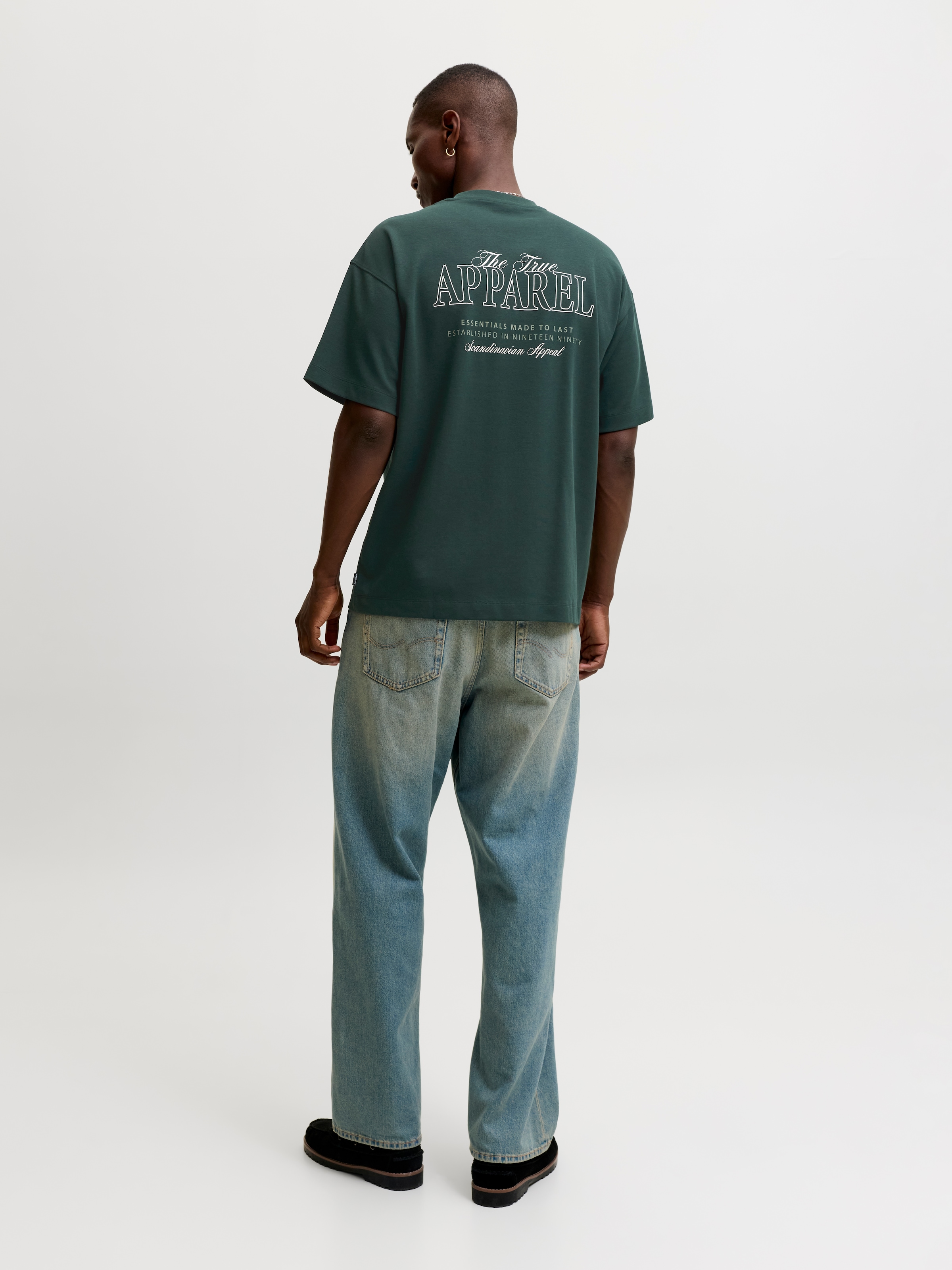 Jack & Jones T-Shirt »JJEBARRON STUDIO TEE SS O-NECK SN« Baumwollmischung, loose fit