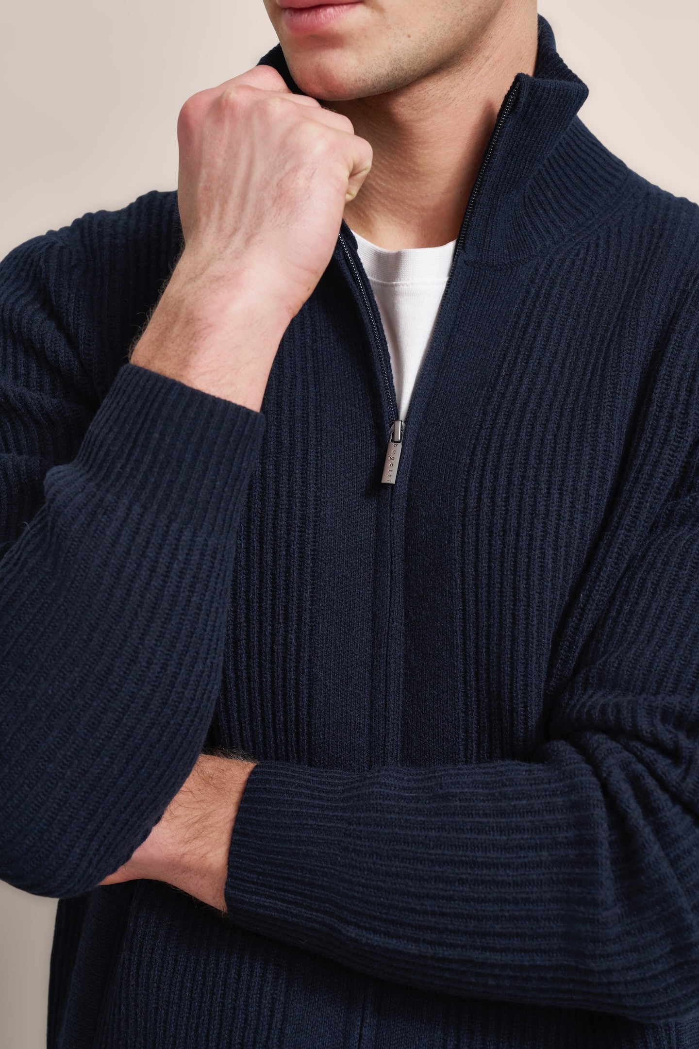 bugatti Strickjacke, grob gestrickt