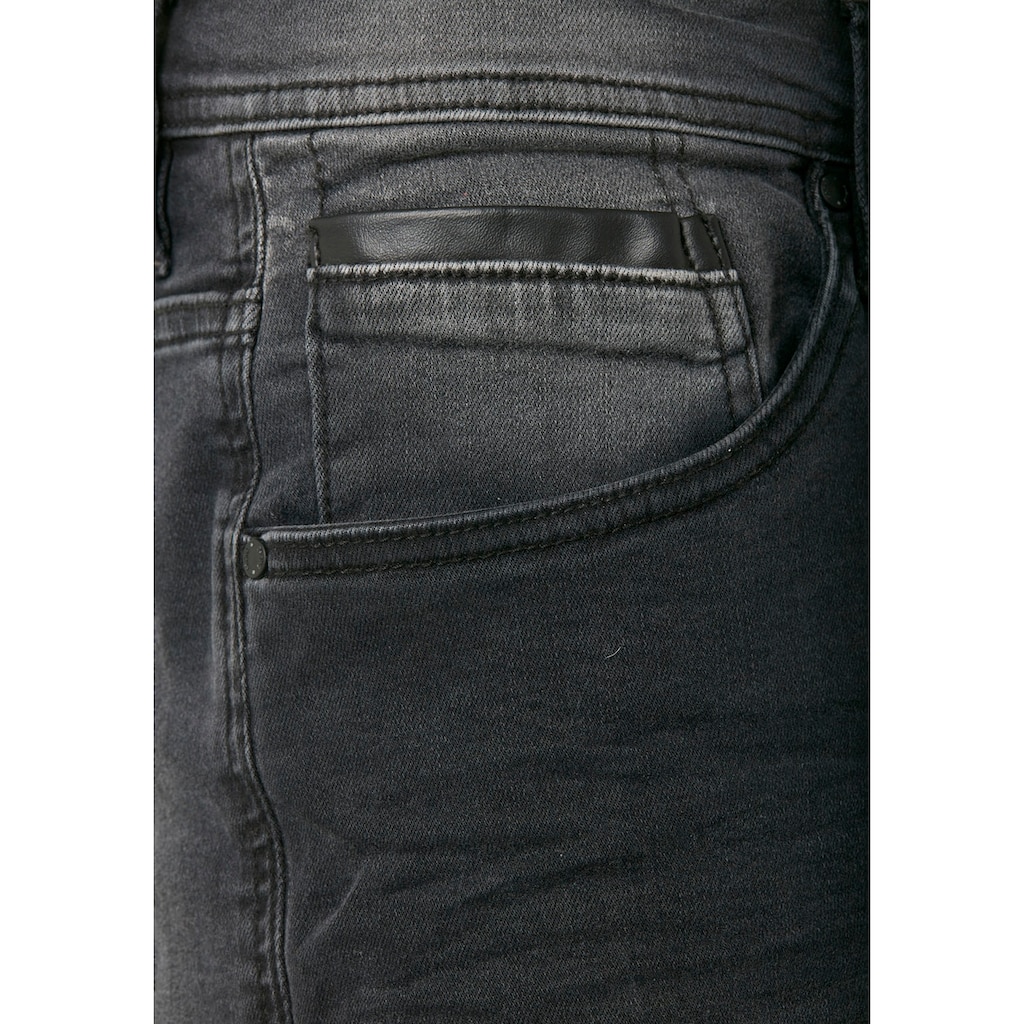 Blend Slim-fit-Jeans »Jet«, mit Lederimitat-Applikation