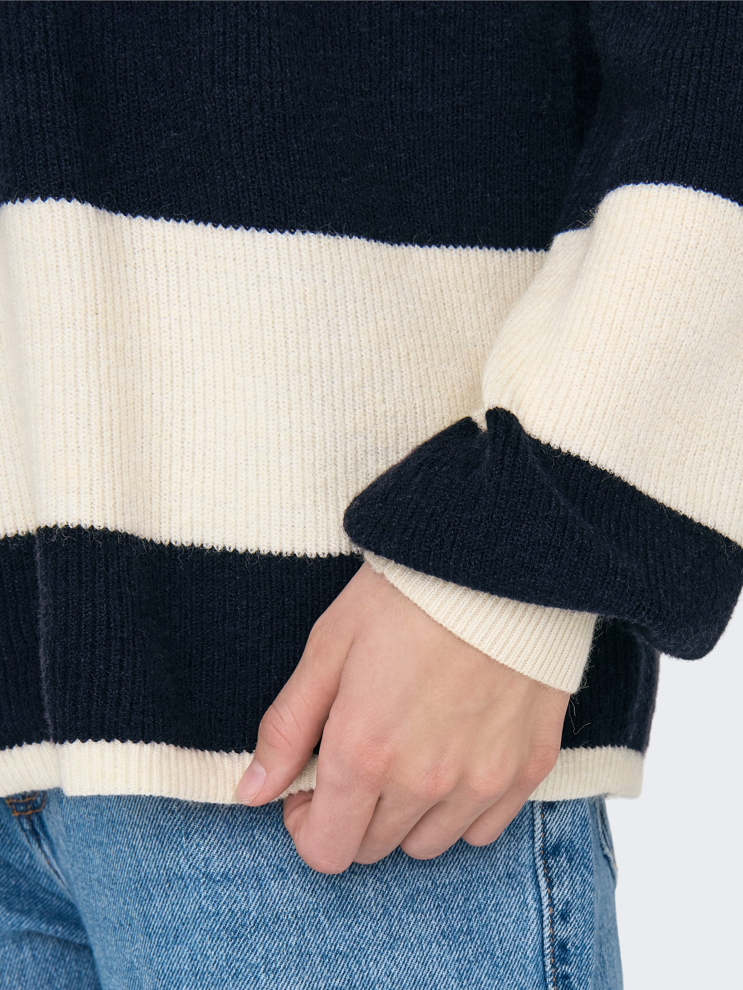 ONLY Strickpullover »ONLATIA L/S STRIPE PULLOVER KNT NOOS« mit Colorblock Design