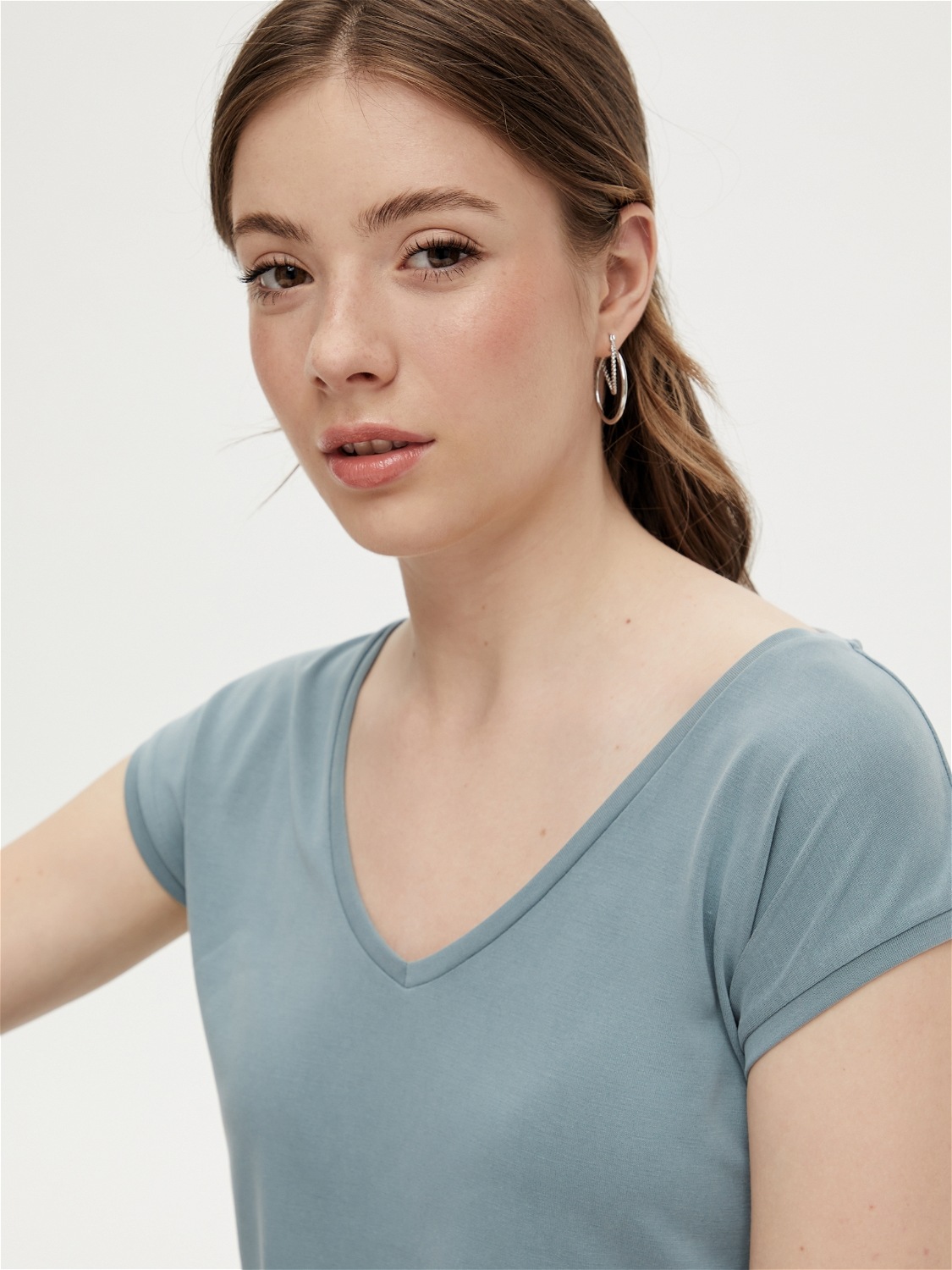 pieces Kurzarmshirt »PCKAMALA TEE NOOS BC« Materialmix, regular fit