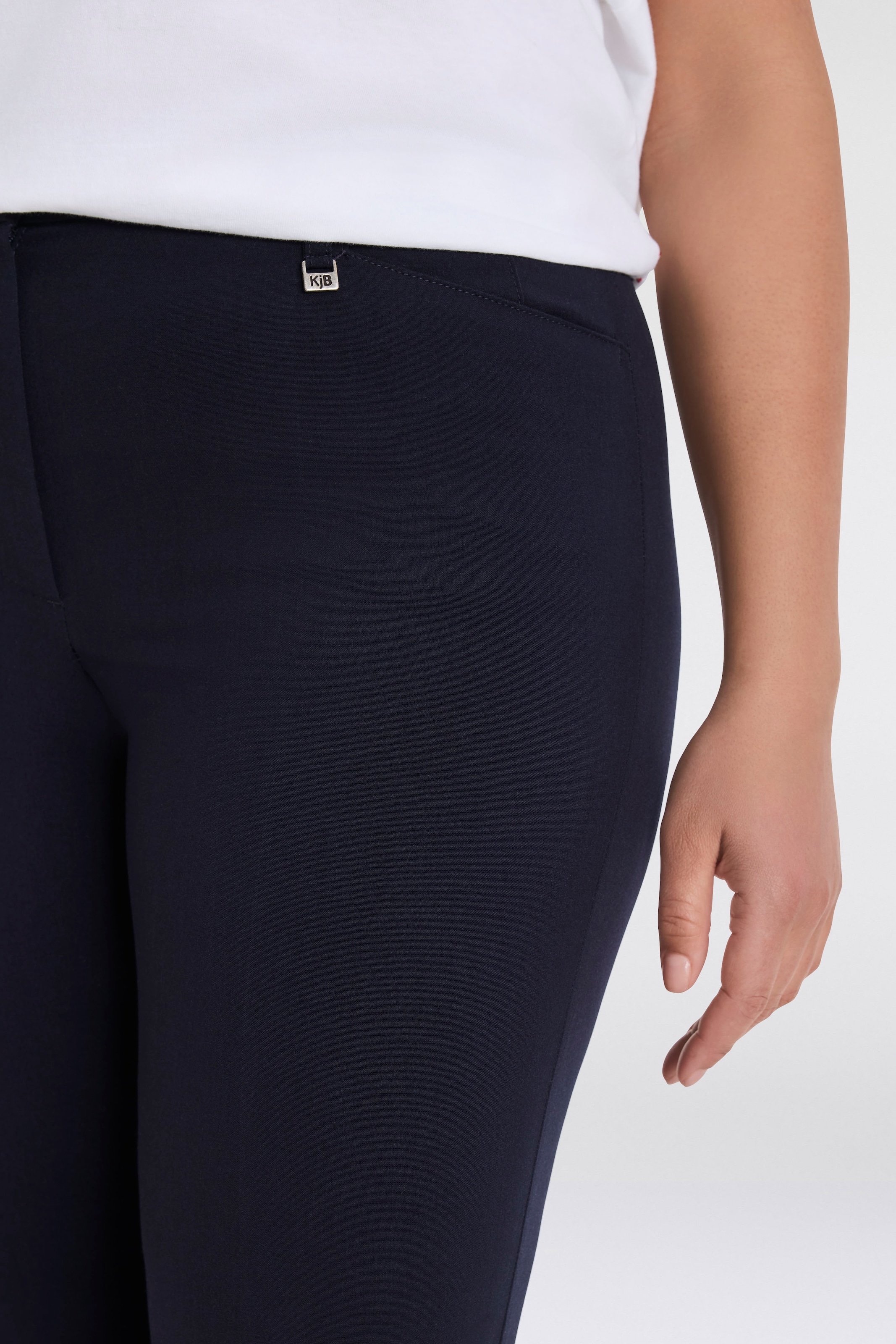 KjBRAND Stoffhose »Hose Bea in Bi-Stretch Kammgarnoptik mit Bügelfalte«  Sommerhose , ideal für kräftige Oberschenkel