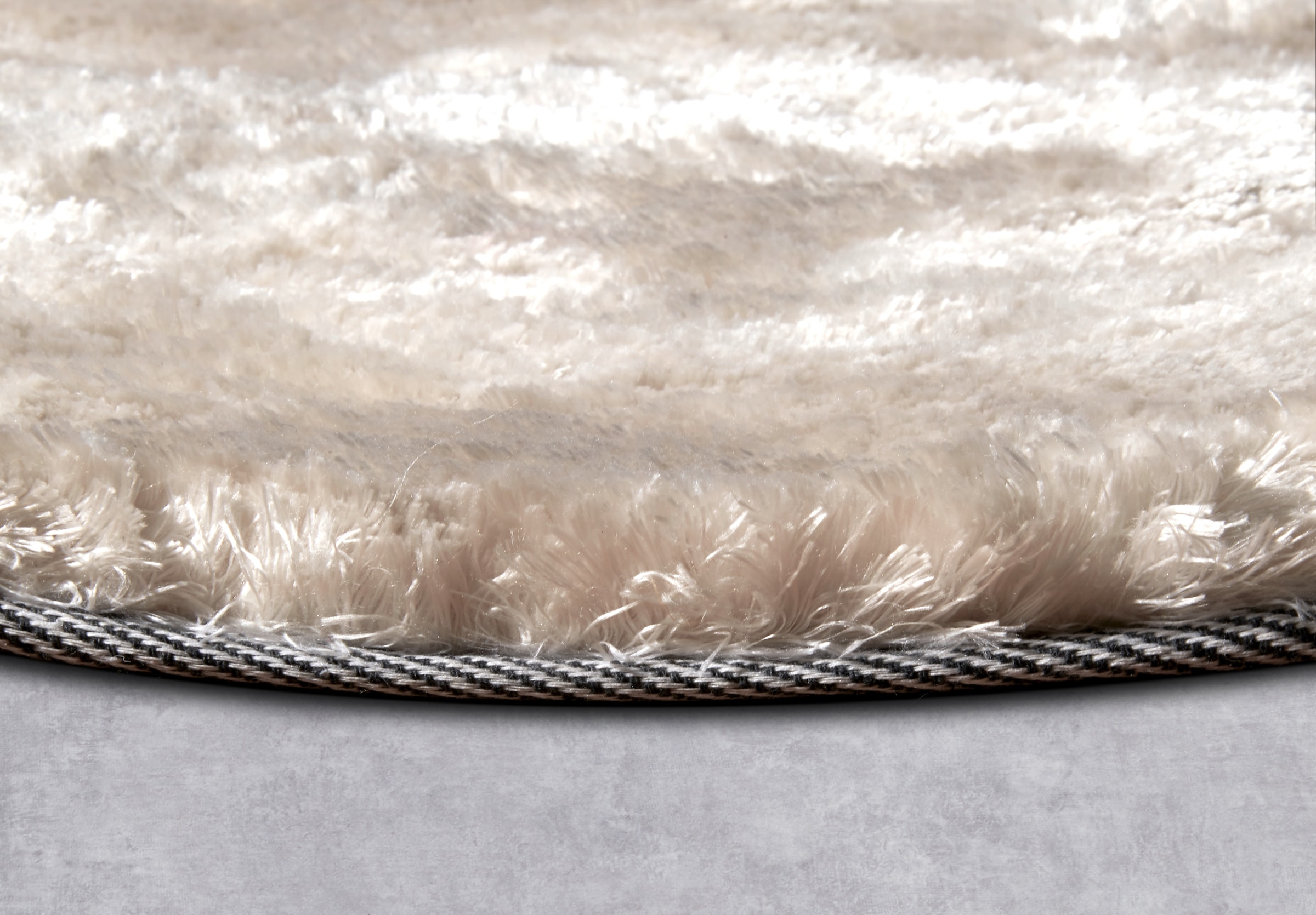 ELLE DECORATION Hochflor-Teppich »Calida«, rund, 28 mm Höhe, Langflor, Shaggy, einfarbig, flauschig, weich, glänzend, modern, uni