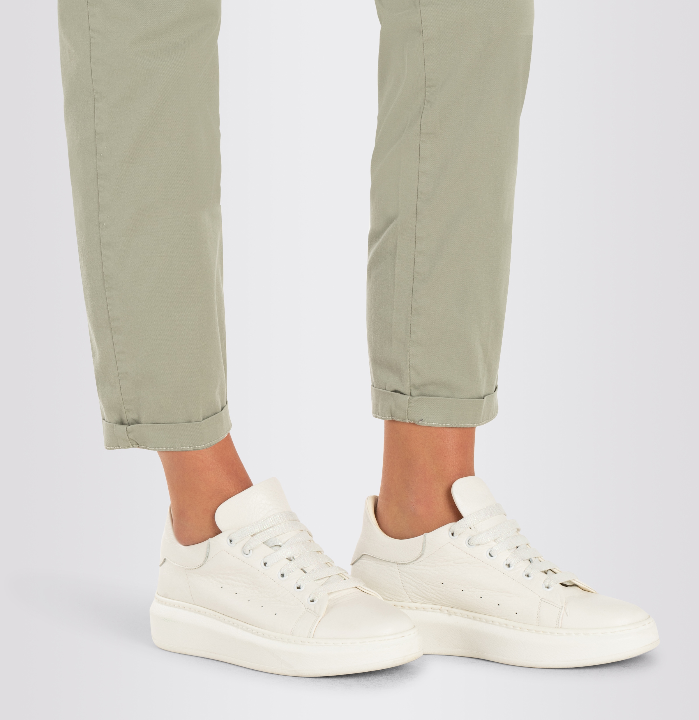 MAC Chinohose »CHINO turn up«, mit dezentem Glanz, elegant und sportiv zugleich