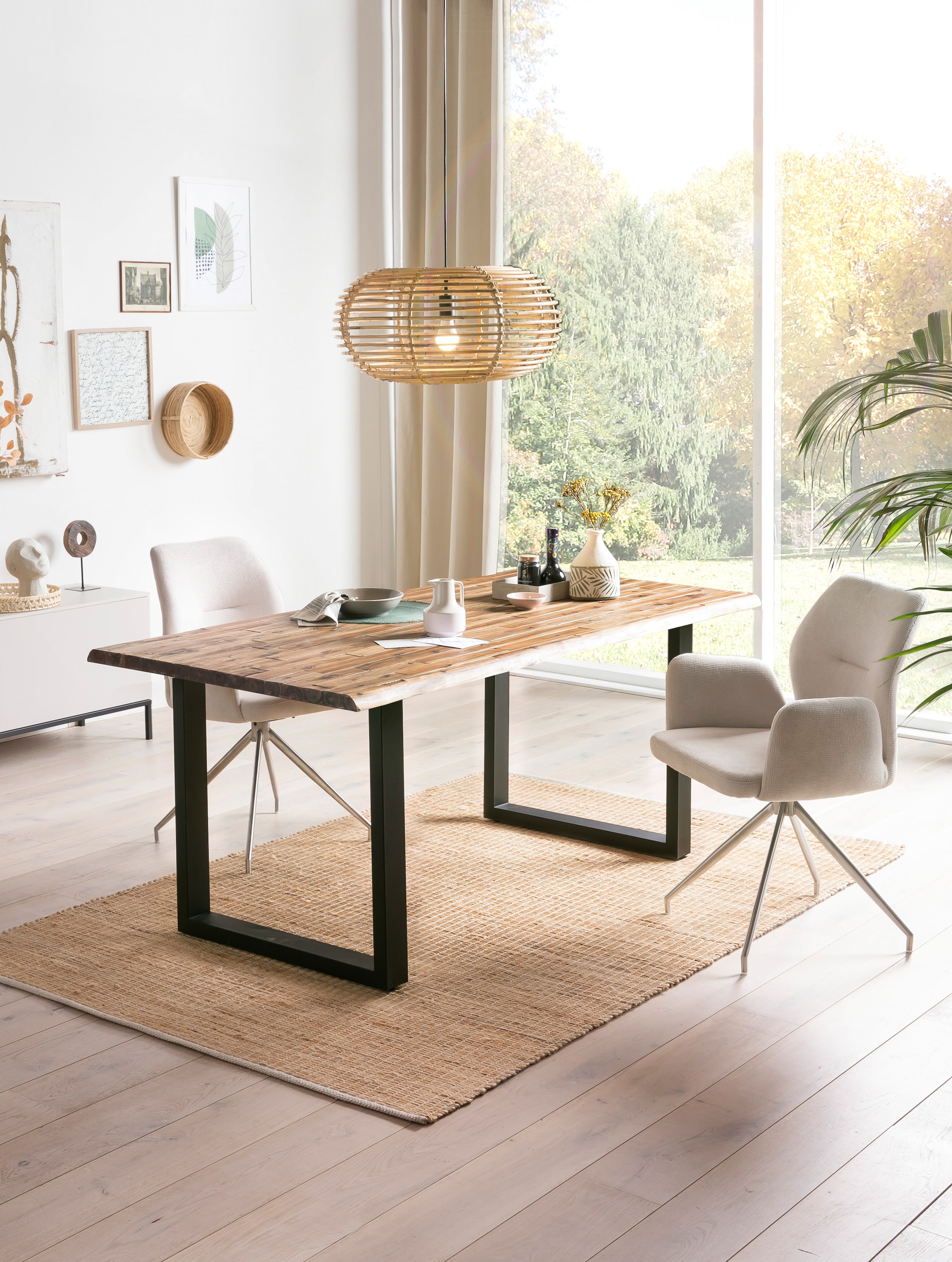 SalesFever Essgruppe, (Set, 5 tlg.), Stühle mit 360 Grad Drehplatte unter der Sitzfläche