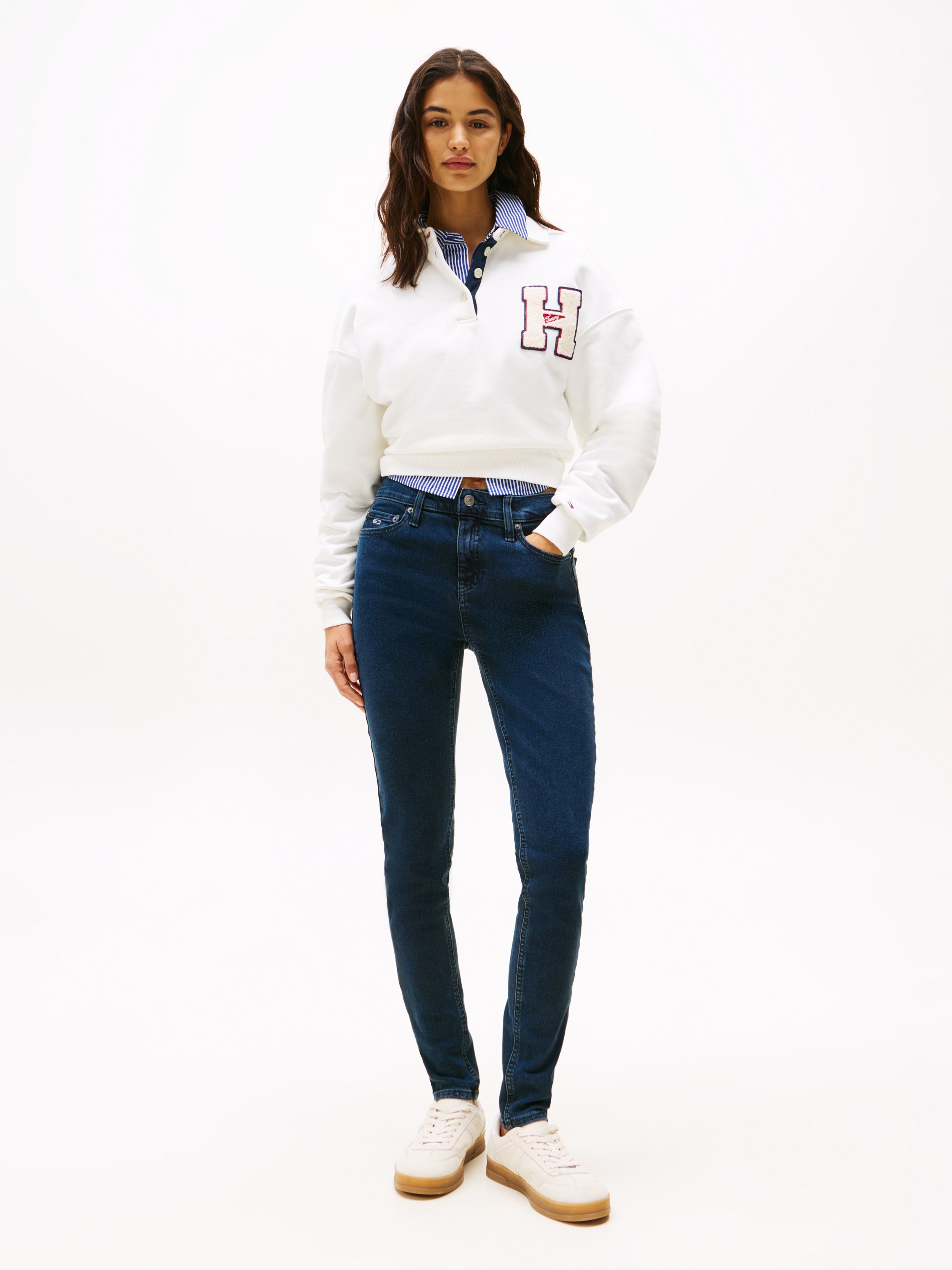Tommy Jeans Skinny-fit-Jeans »NORA MR SKNY AH1280«, mit Logo-Badge