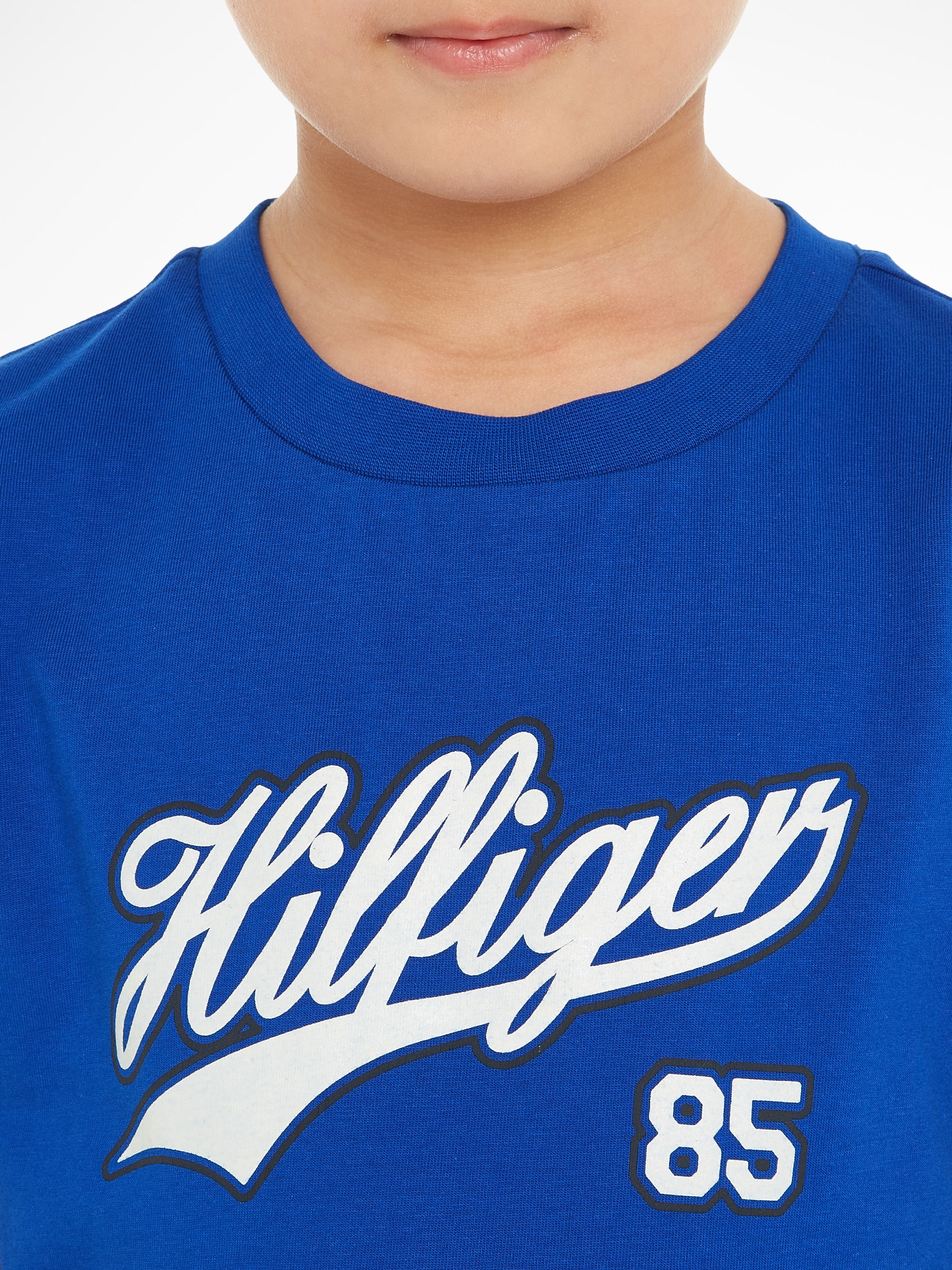 Tommy Hilfiger T-Shirt »HILFIGER SCRIPT TEE S/S«, mit großem Logoschriftzug