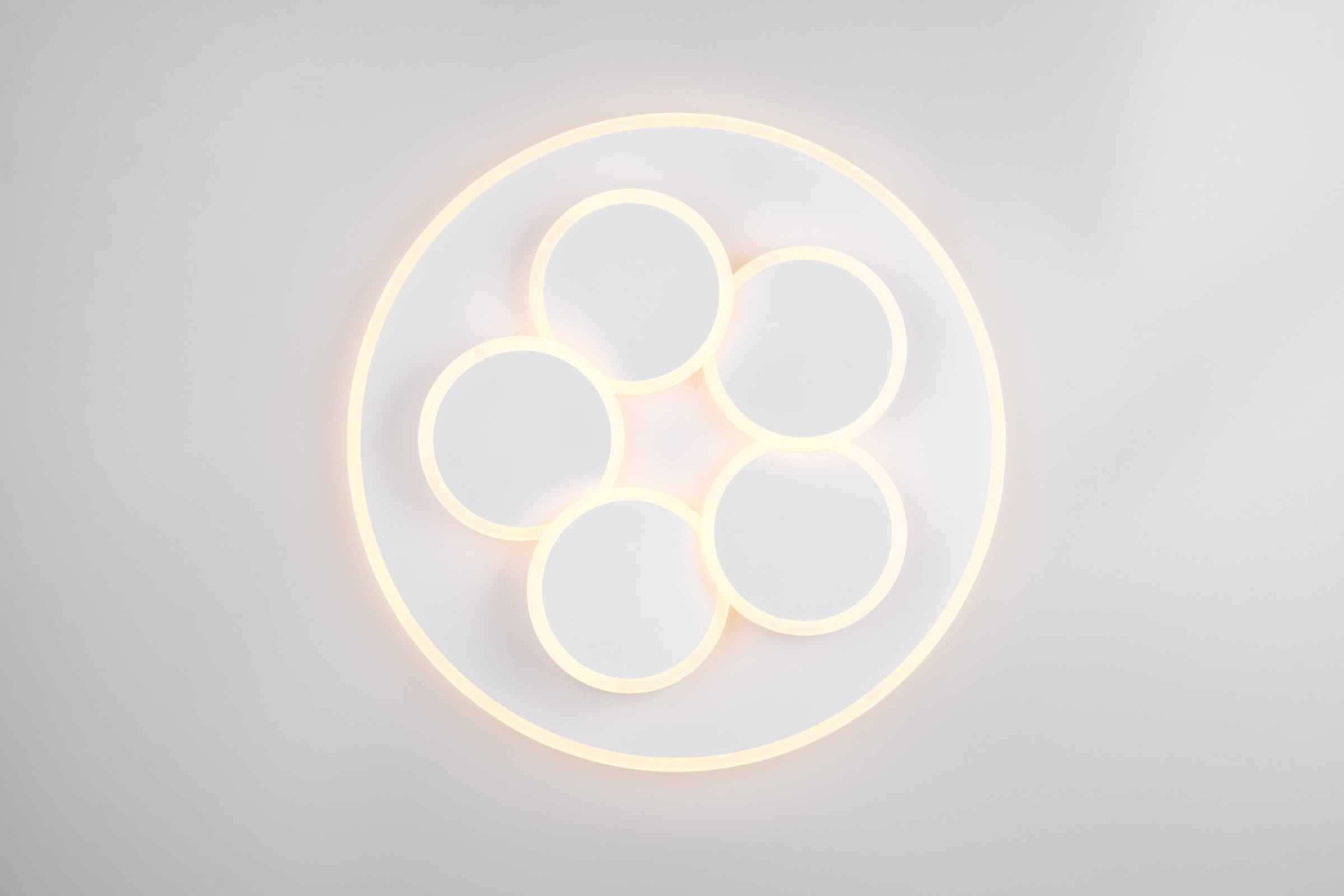 TRIO Leuchten LED Deckenleuchte »MANDALA, LED Deckenlampe mit Fernbedienung, dimmbar CCT Nachtlicht«, 1 flammig, Leuchtmittel LED-Board | LED fest integriert, Memory- und Timerfunktion 4200 Lumen warm- bis kaltweiß 2700-6500K 35W