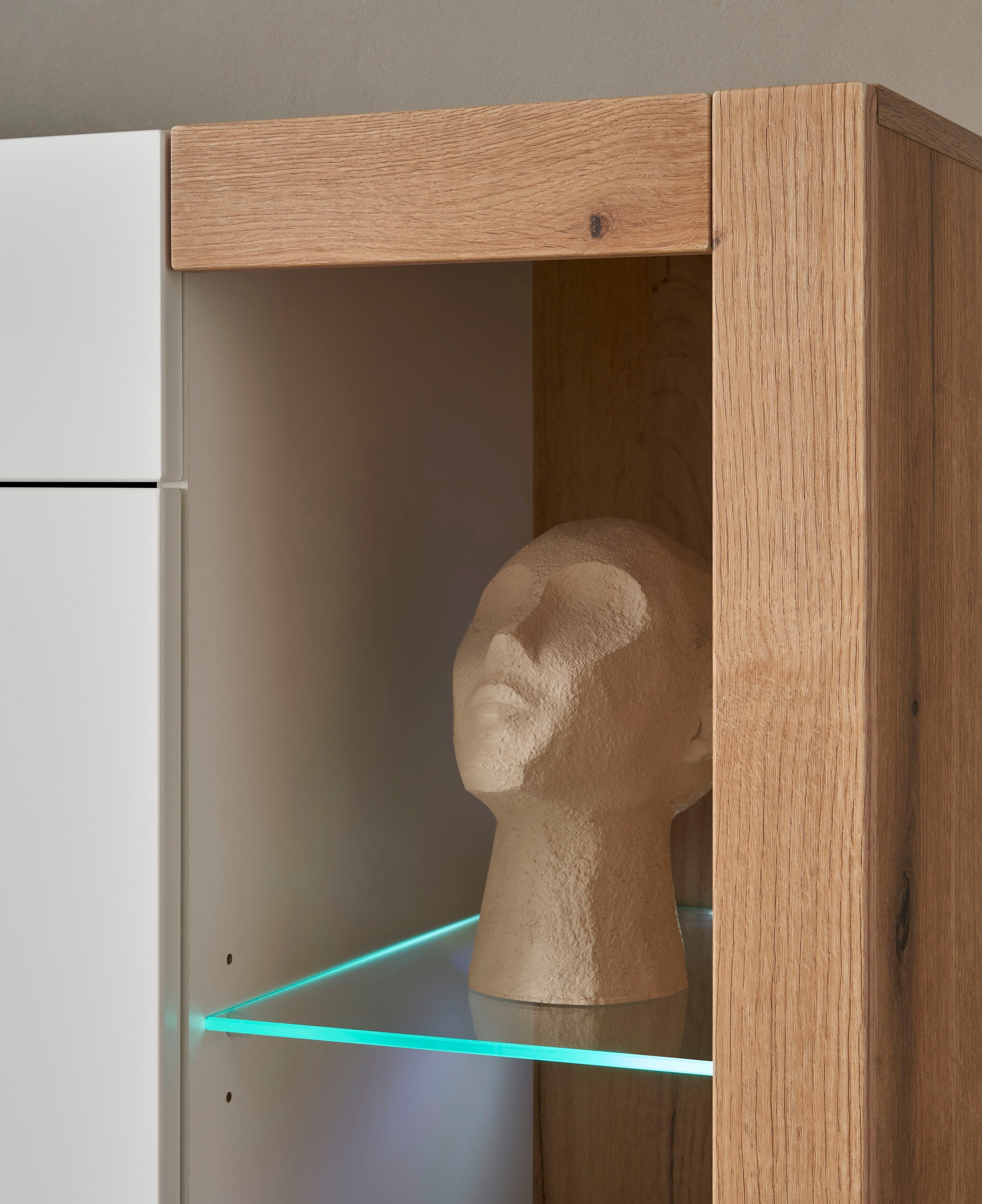 INOSIGN Sideboard »Brixen, moderne Kommode, Stauraumelement in Eiche Evoke Dekor«, Metallgriffe, ausreichend Stauraum, vielseitig einsetzbar