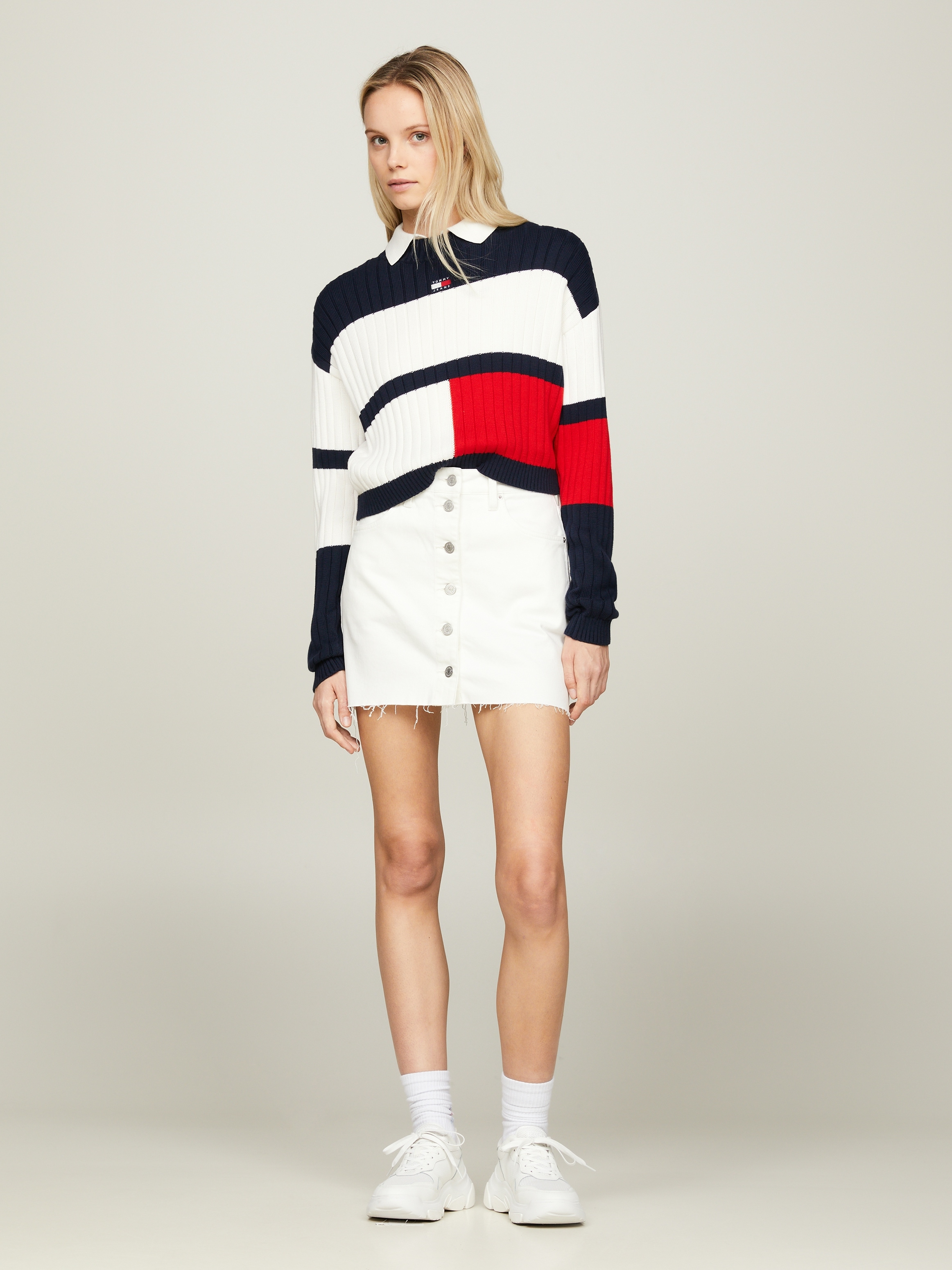 Tommy Jeans Bleistiftrock »TJW GMD IZZIE BF SKIRT«, Webrock Mit Tommy Jeans Markenlabel