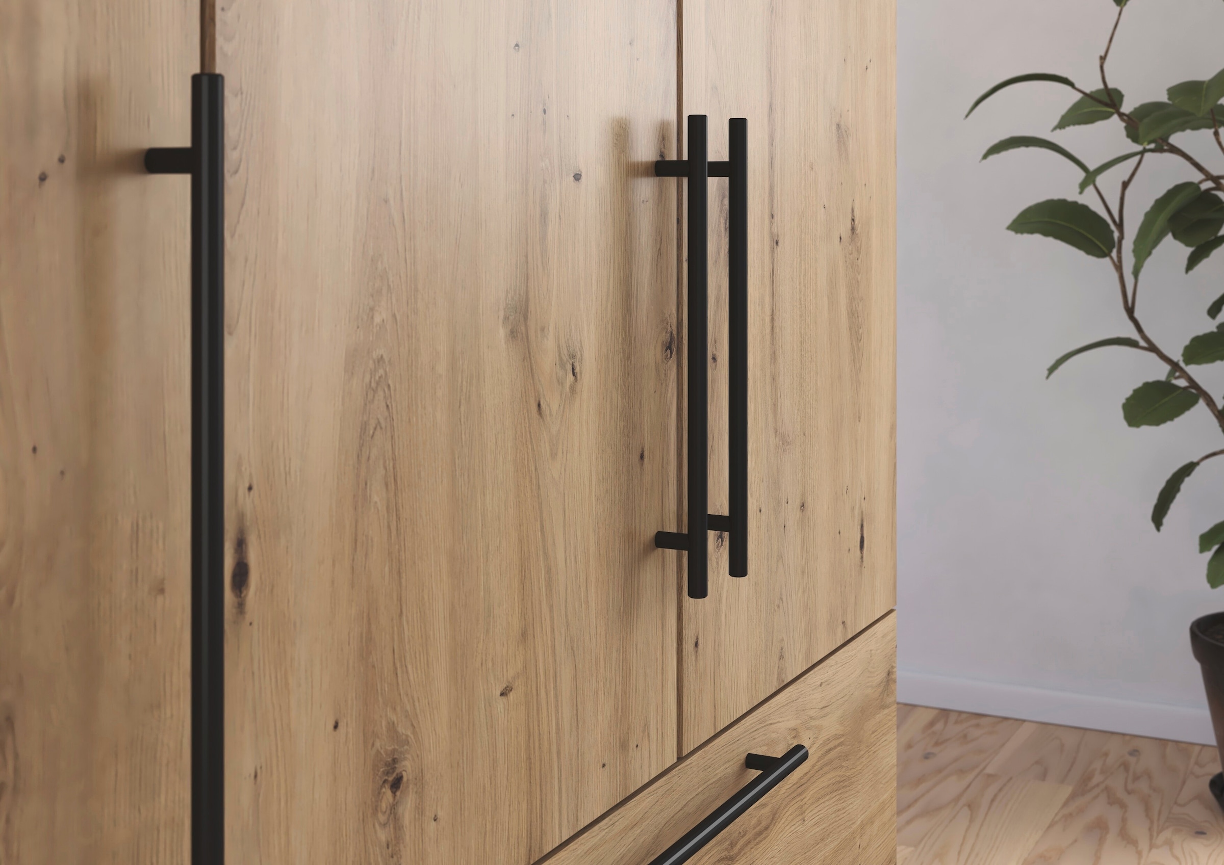 rauch Kleiderschrank »Drehtürenschrank Schrank Garderobe Wäscheschrank Schlafzimmer AVOLA«, (in 3 verschiedenen Ausstattungen BASIC/CLASSIC/PREMIUM), mit hochwertigen Stangengriffen aus Metall in Schwarz MADE IN GERMANY