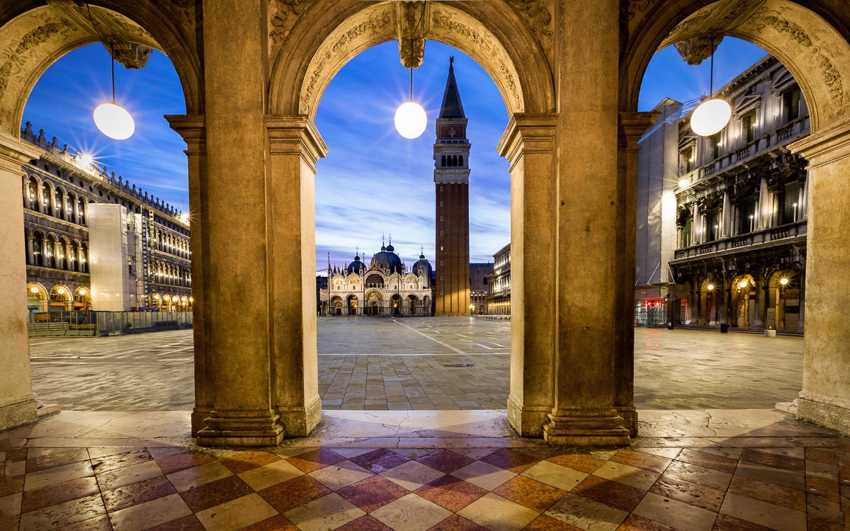 Papermoon Fototapete »Altstadt« günstig online kaufen